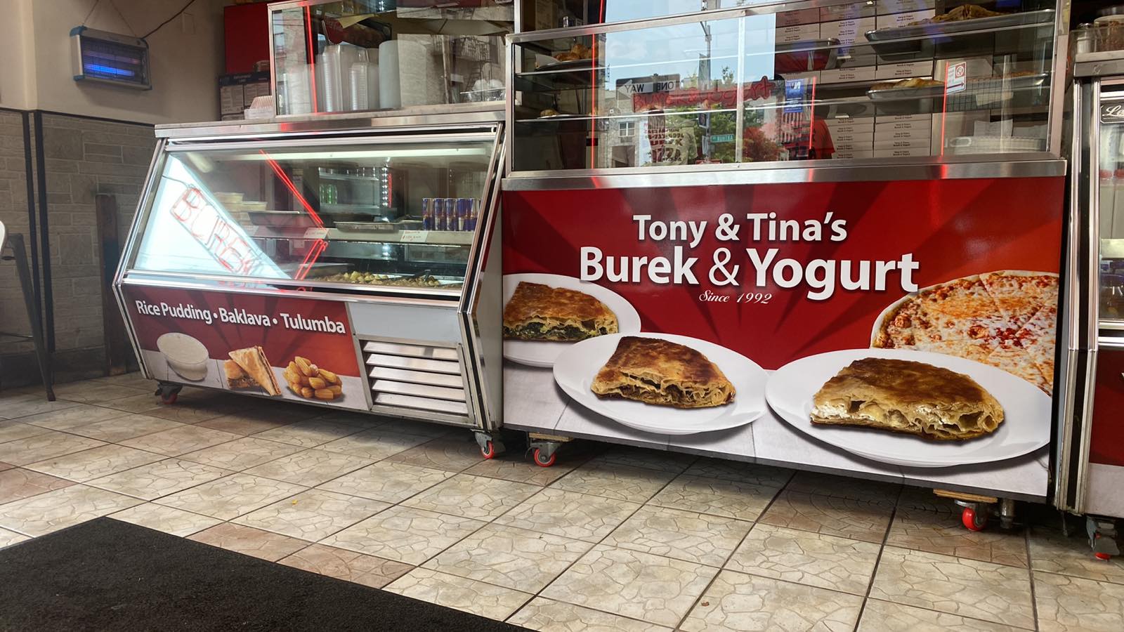 Tony & Tina's Pizzeria