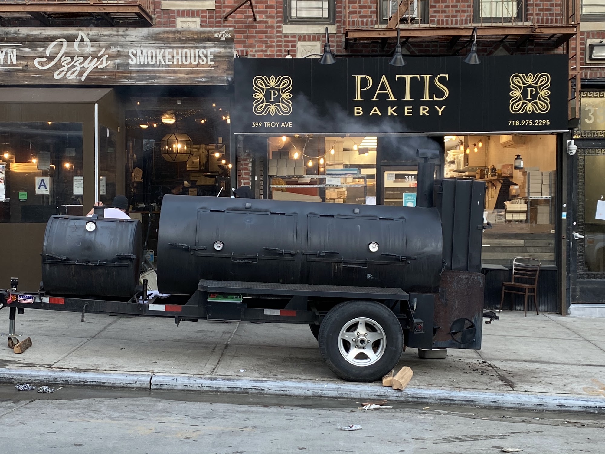 Izzy's Brooklyn Smokehouse