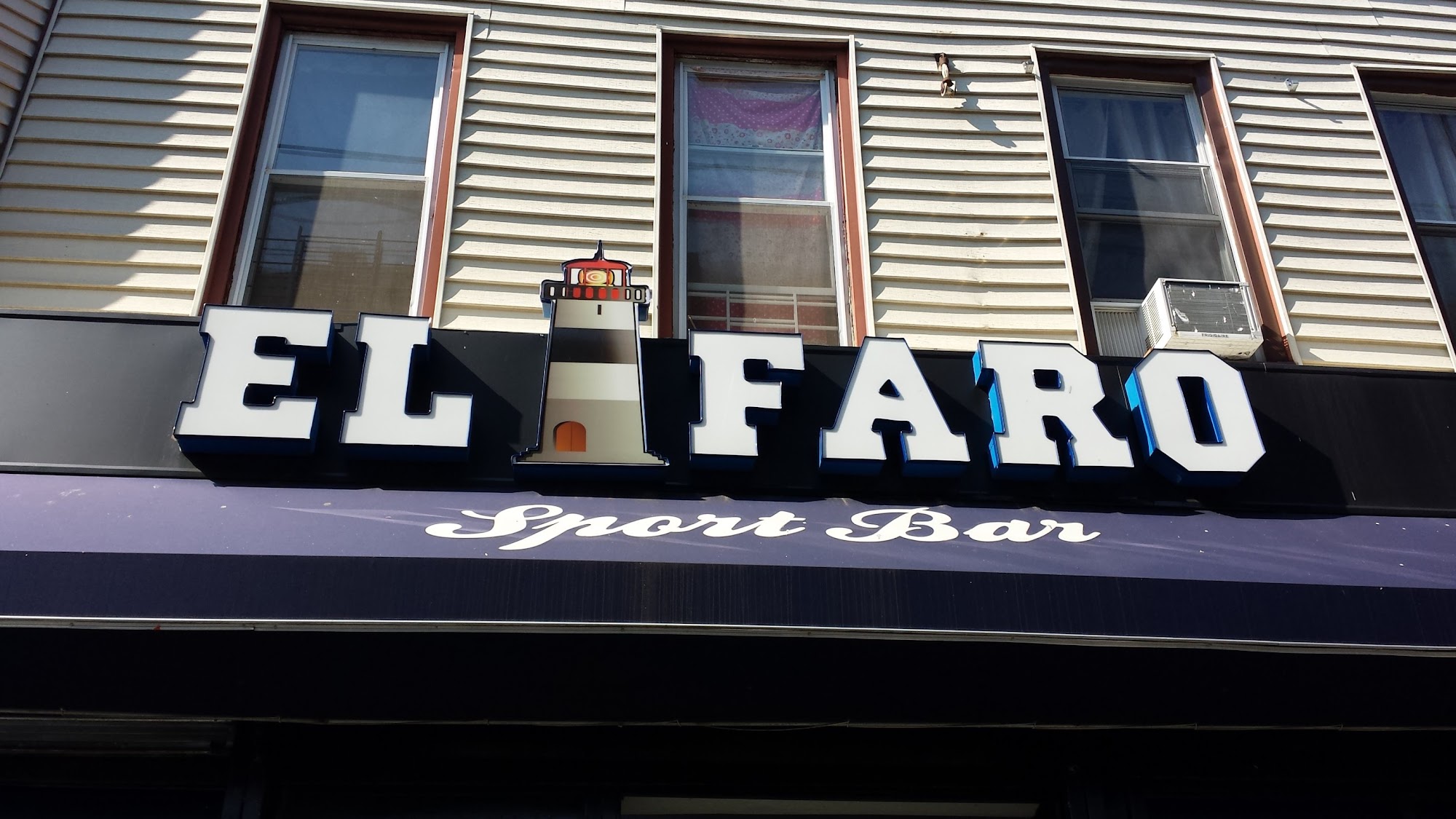 El Faro Sports Bar