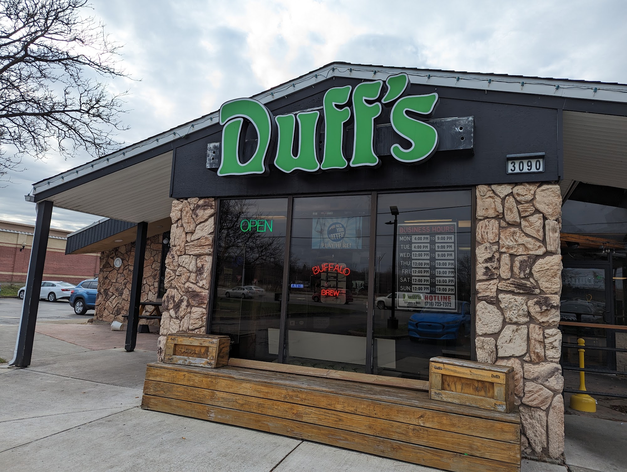 Duff's Famous Wings of Orchard Park