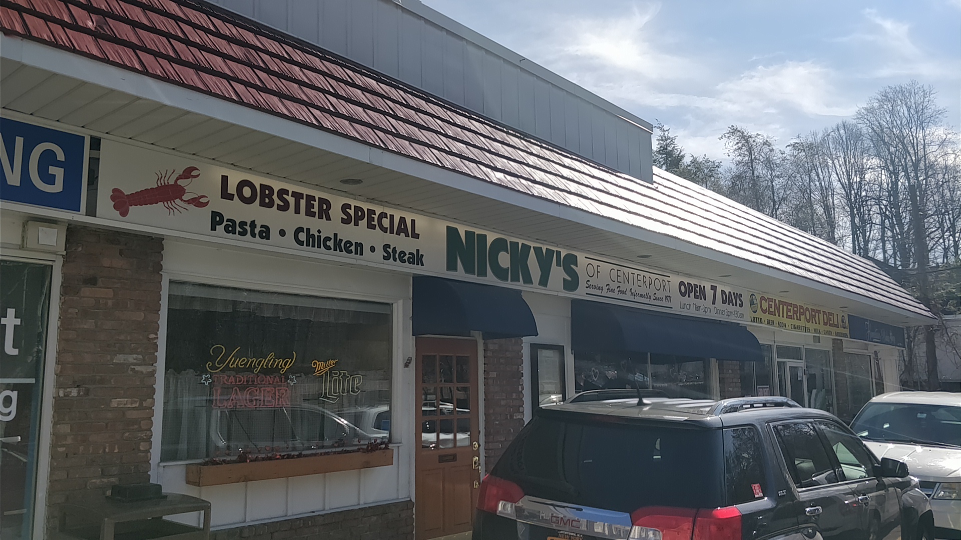 Nicky's