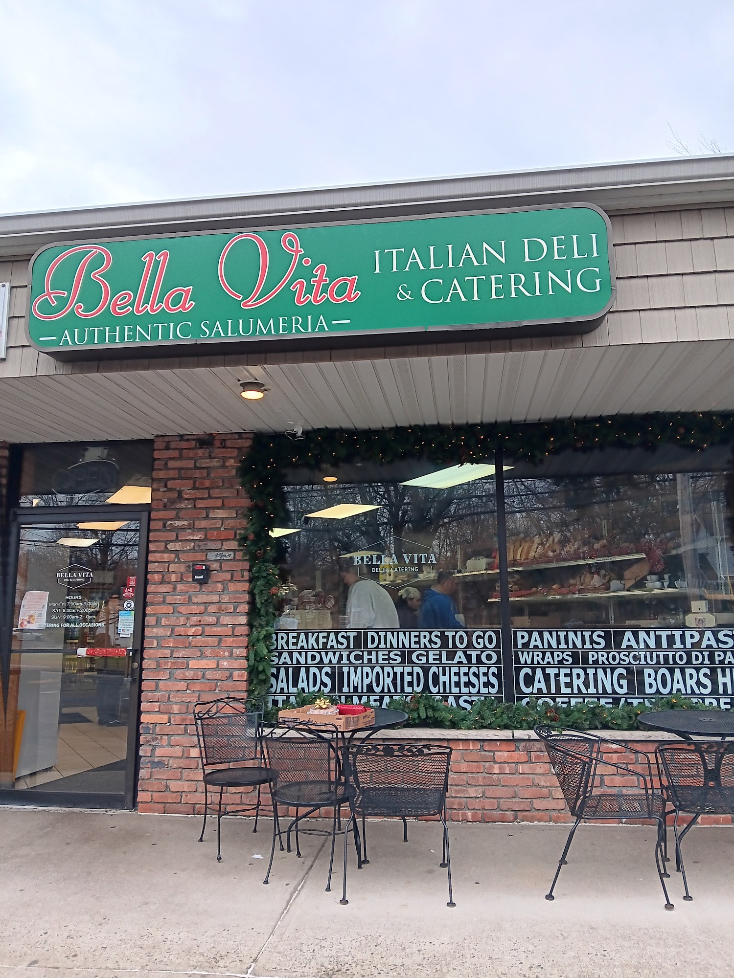 Bella Vita Deli & Catering