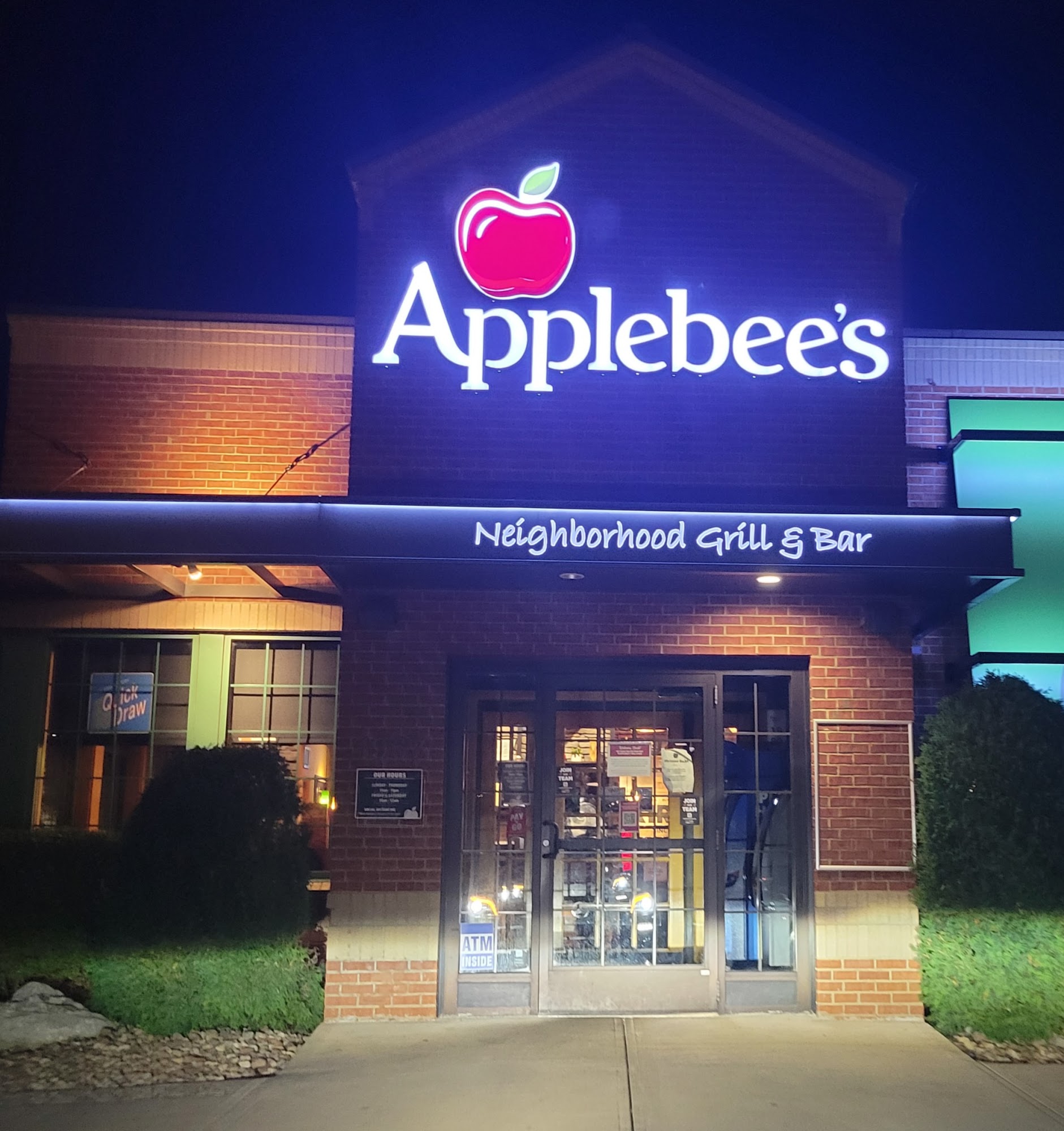 Applebee's Grill + Bar