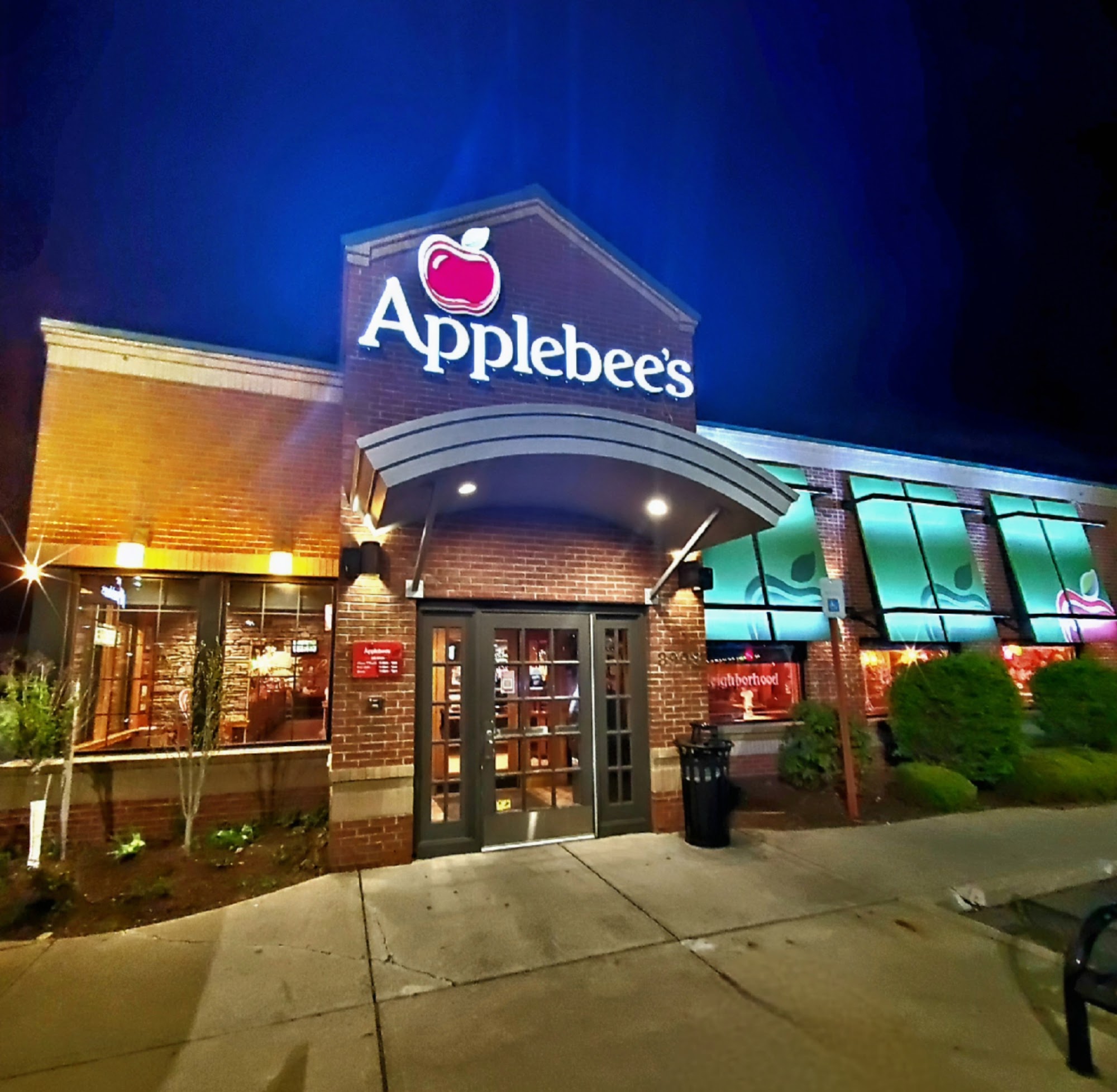 Applebee's Grill + Bar