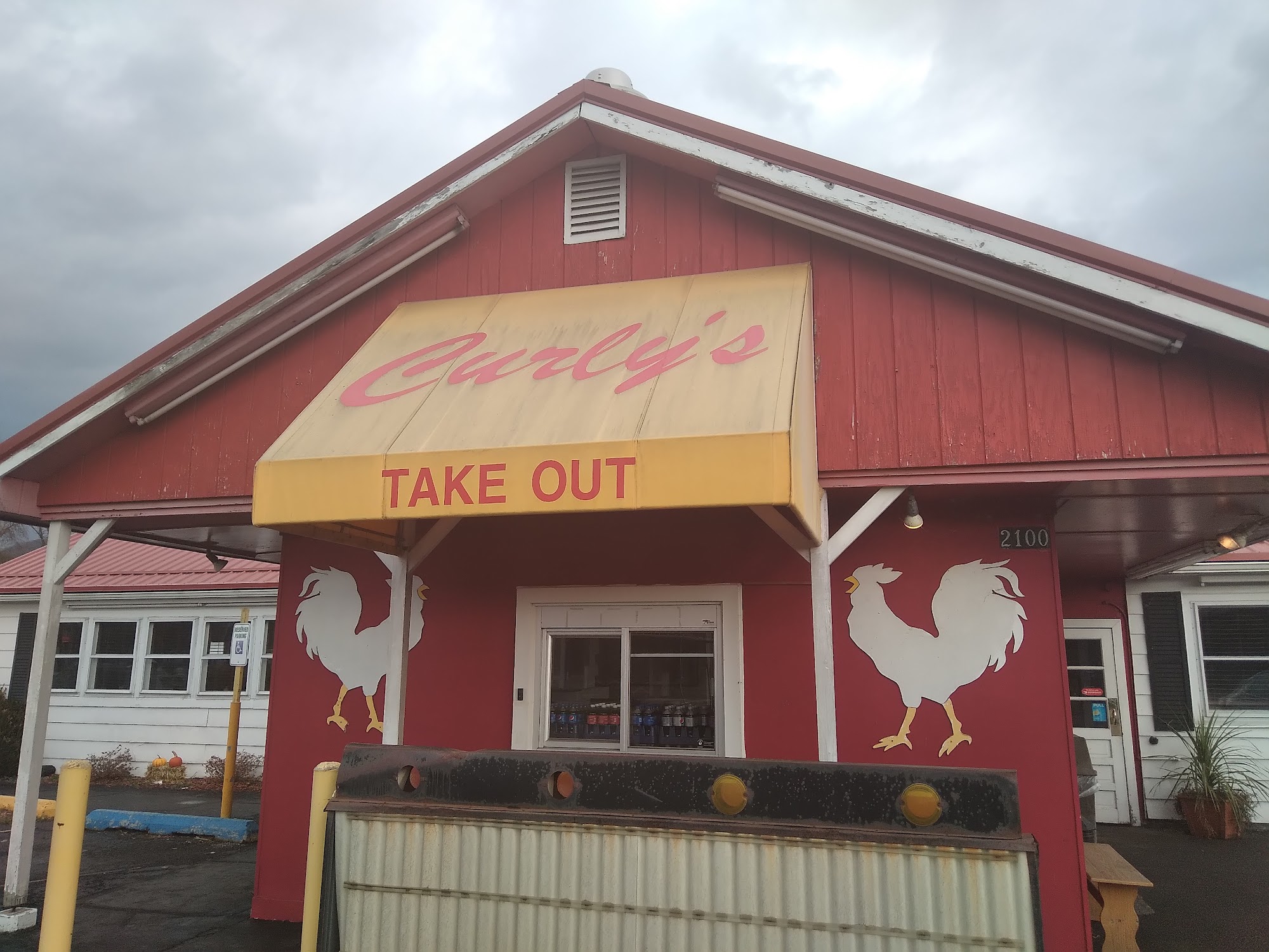 Curly's Chicken House