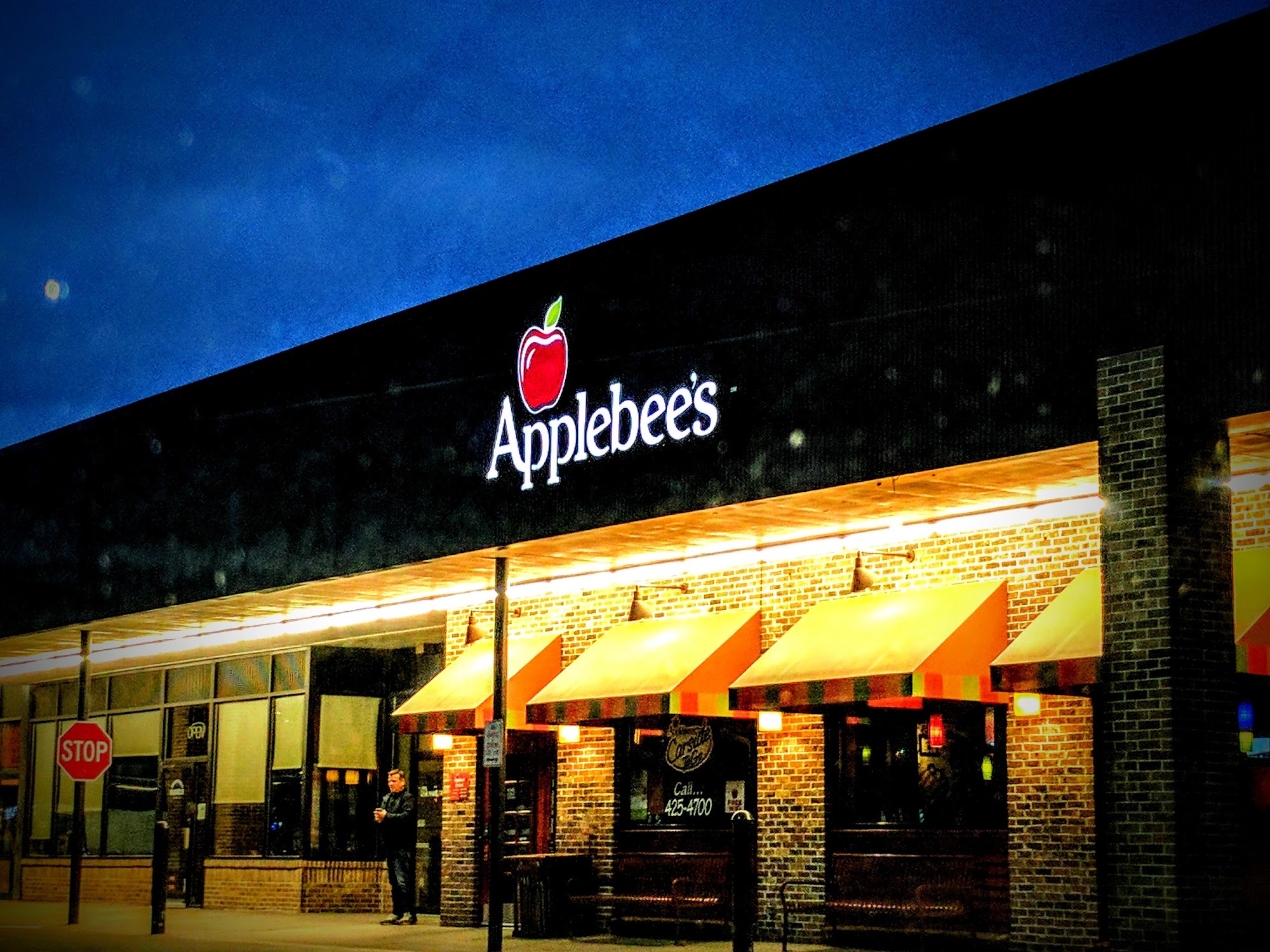 Applebee's Grill + Bar