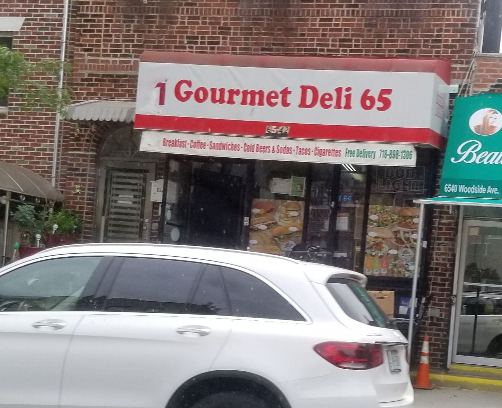 Gourmet Deli 65