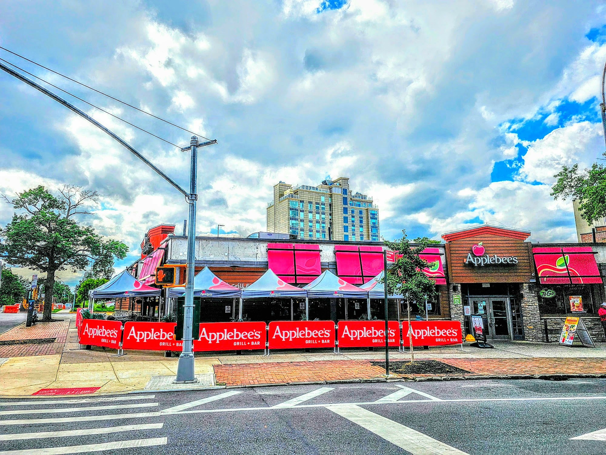 Applebee's Grill + Bar