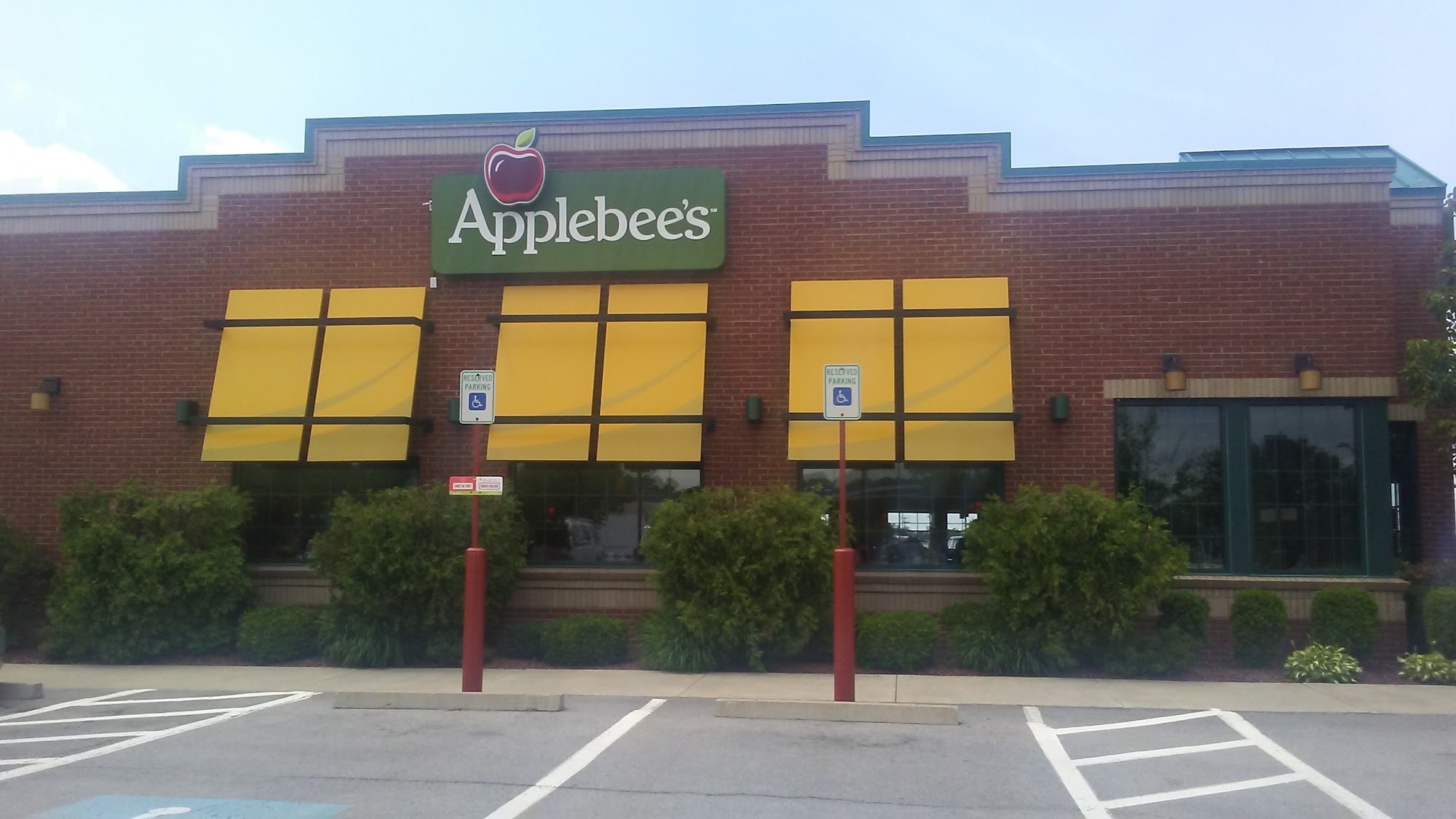 Applebee's Grill + Bar