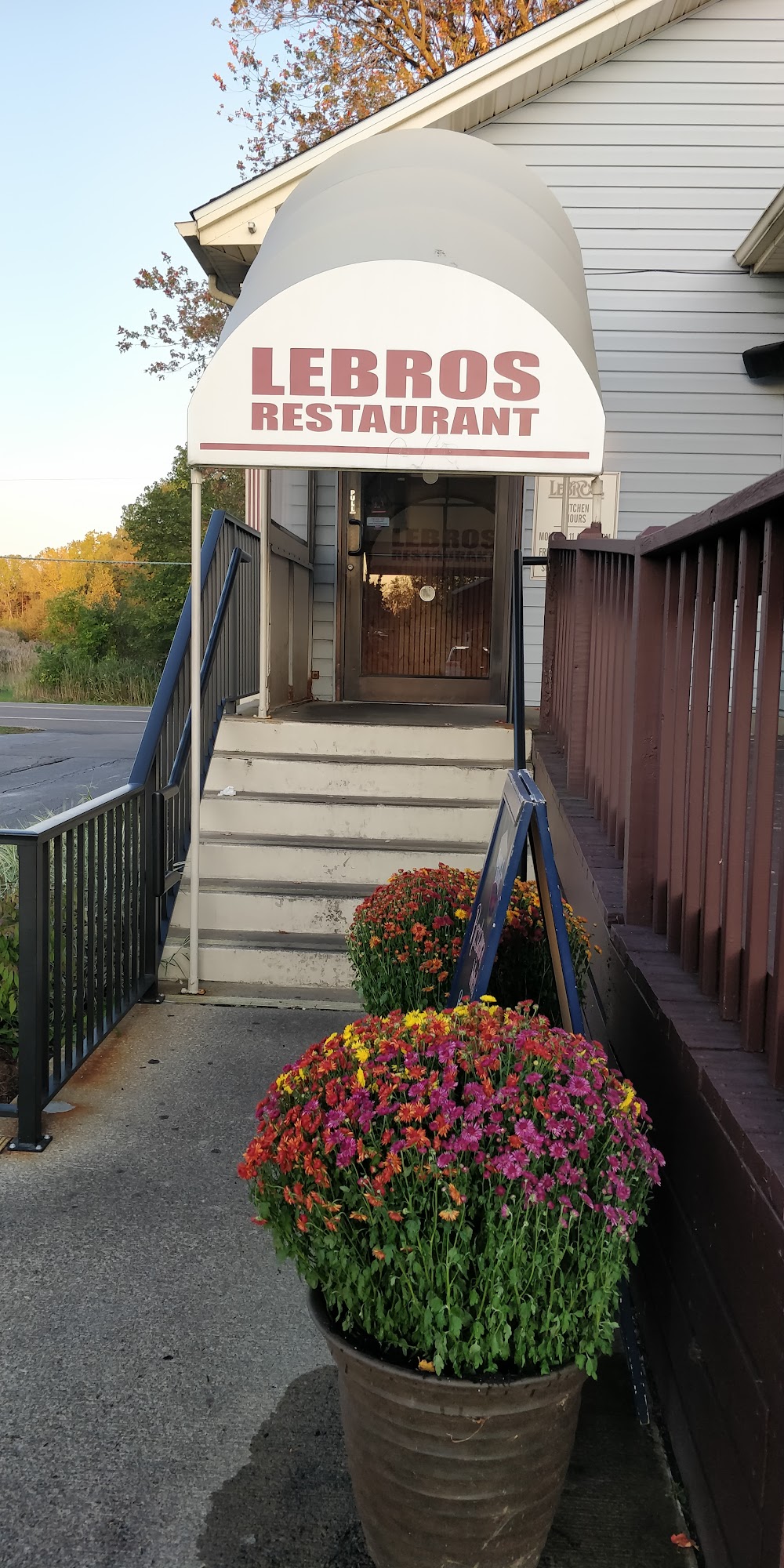 Lebro's Restaurant