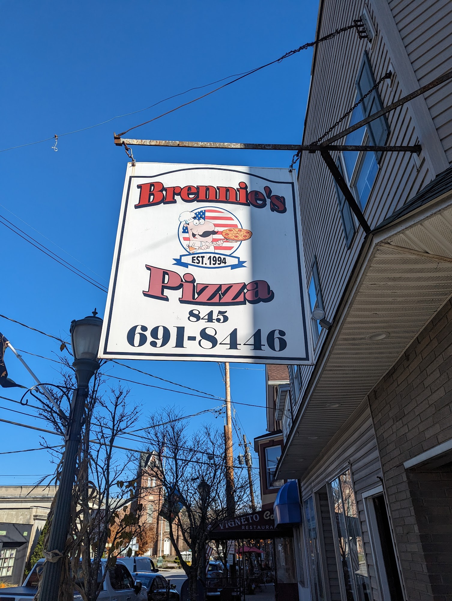 Brennie's Pizzeria