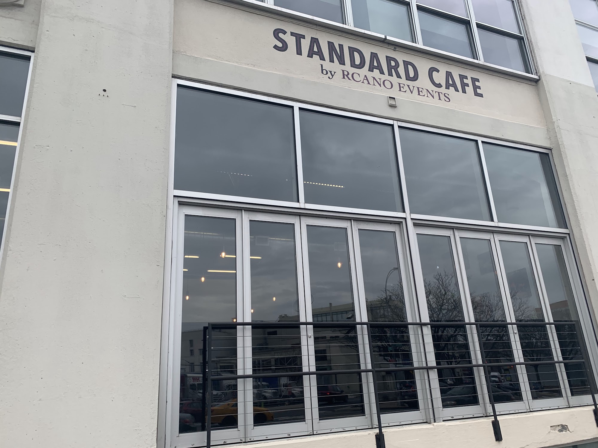 Standard Cafe
