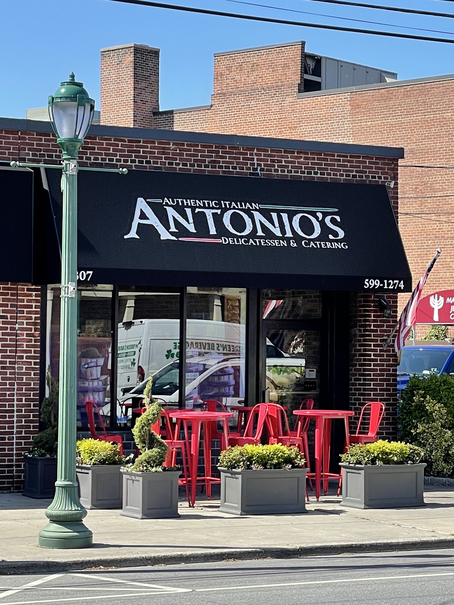 Antonios Deli