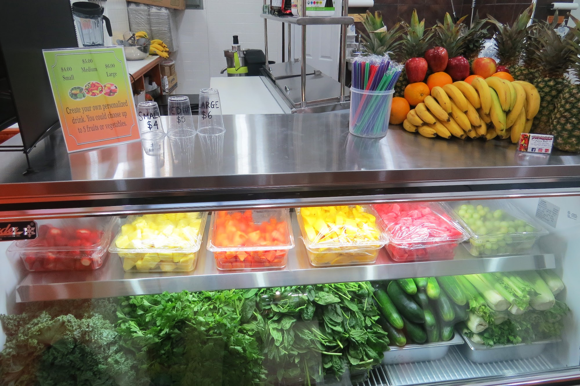 Carnaval Smoothie and Juice Bar