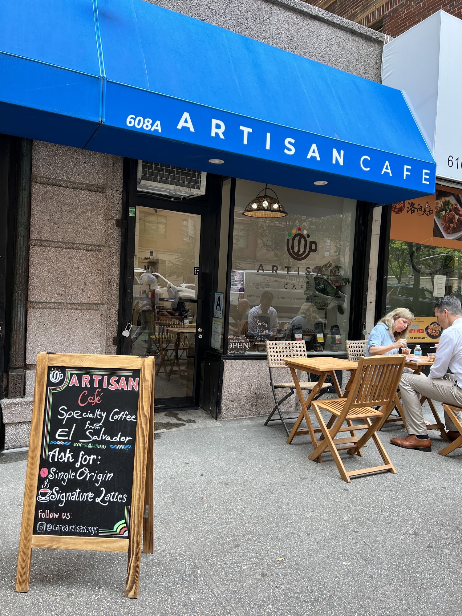 ARTISAN CAFE