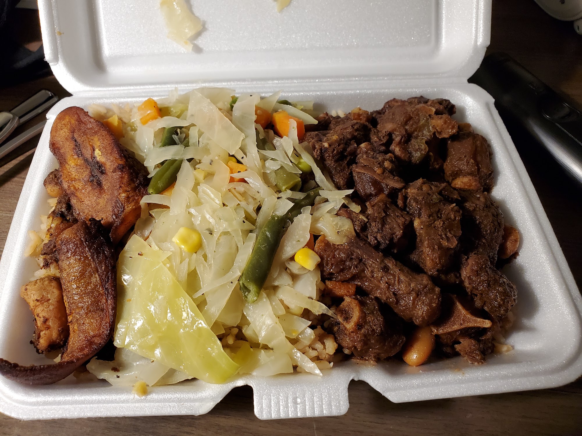 Eddy's Jerk Center