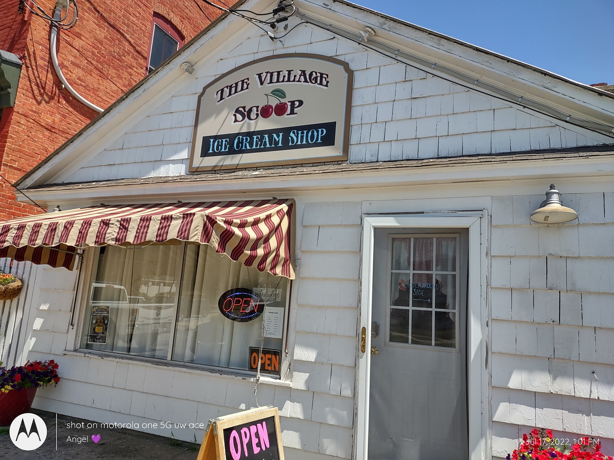 Village Scoop Ice Cream Shop