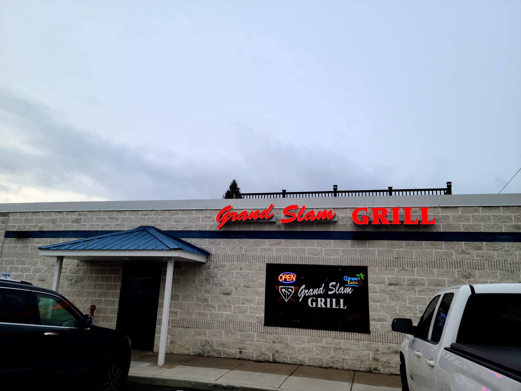 Grand Slam Grill