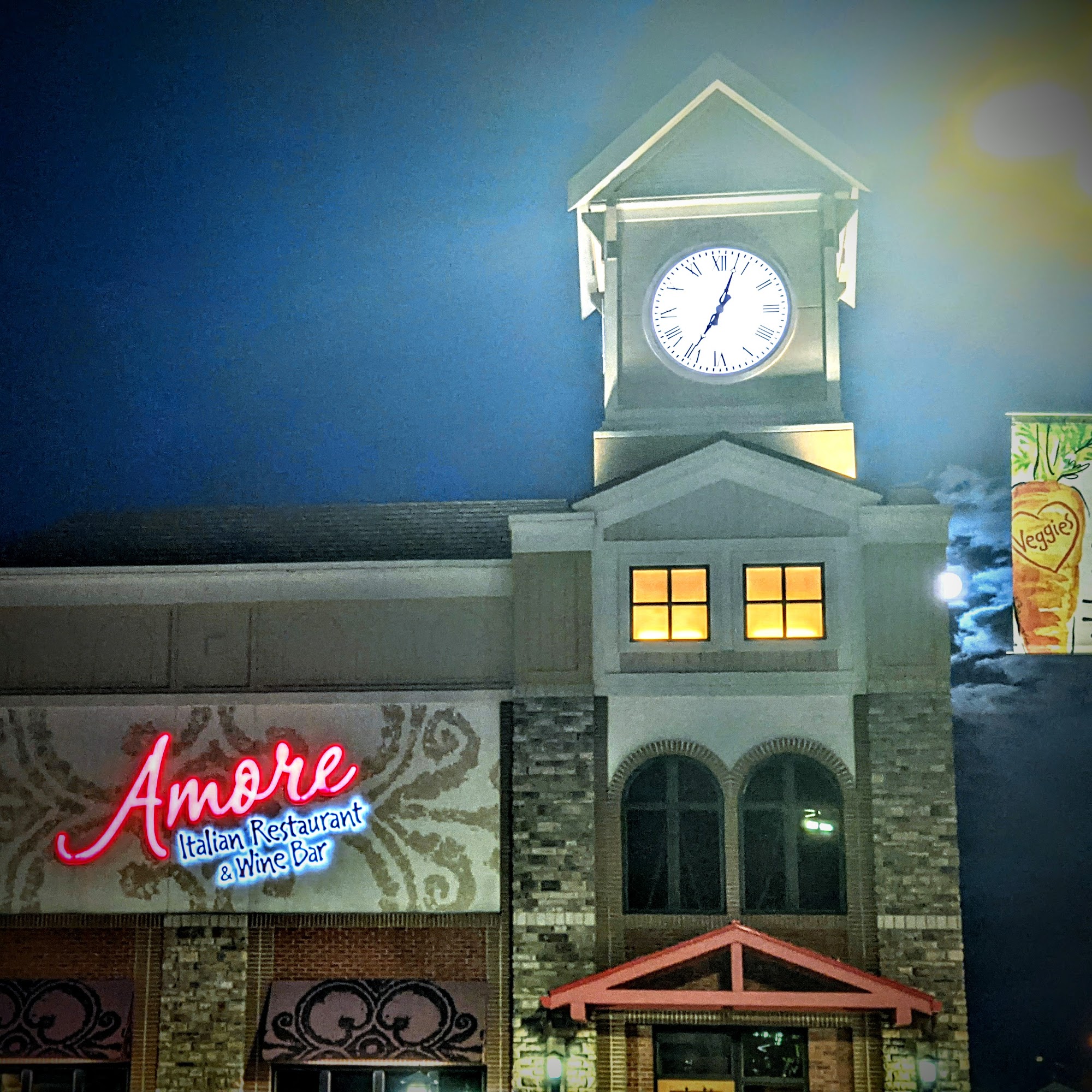 Amore Italian Restaurant & Lounge