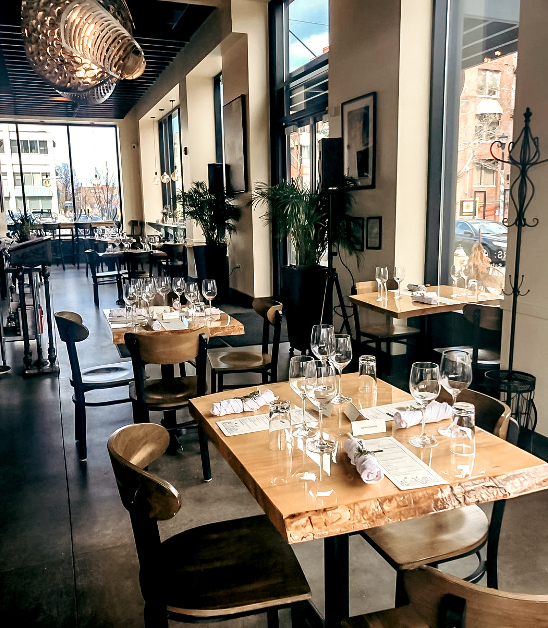 Carnegie Cellars WIne Bar & Kitchen