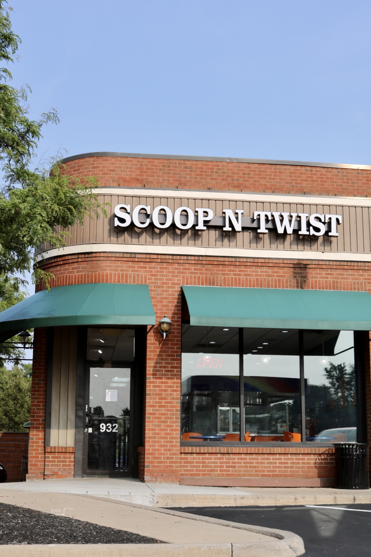 Scoop N Twist