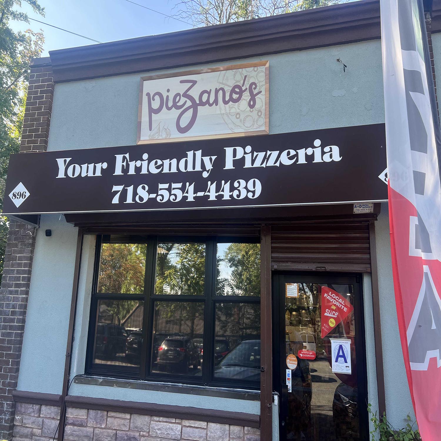 Piezanos Best Pizza, Staten Island