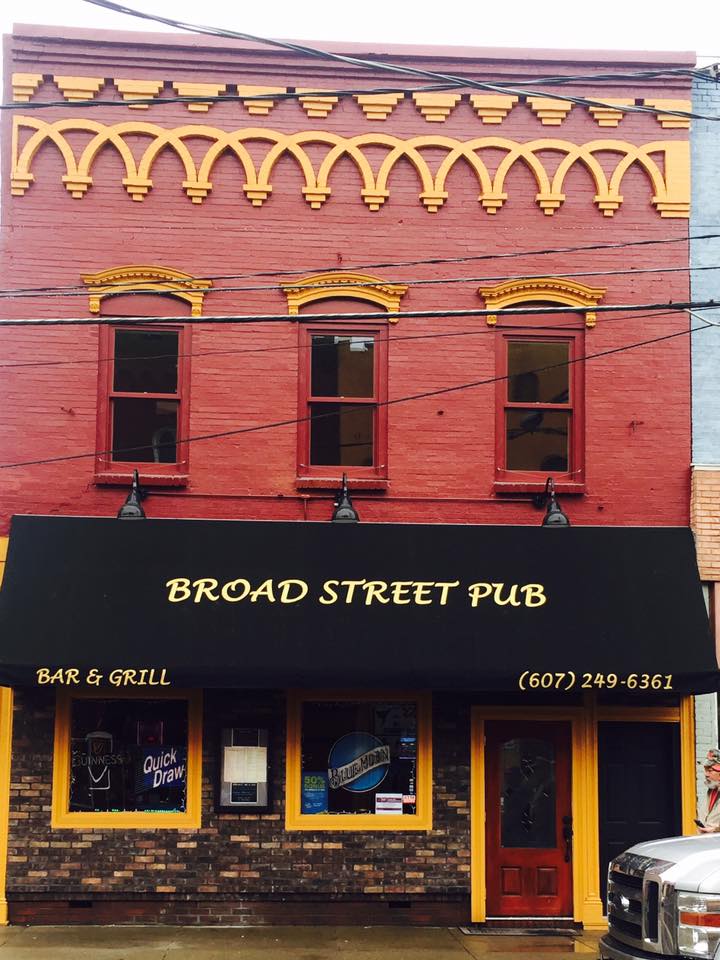 Broad Street Pub