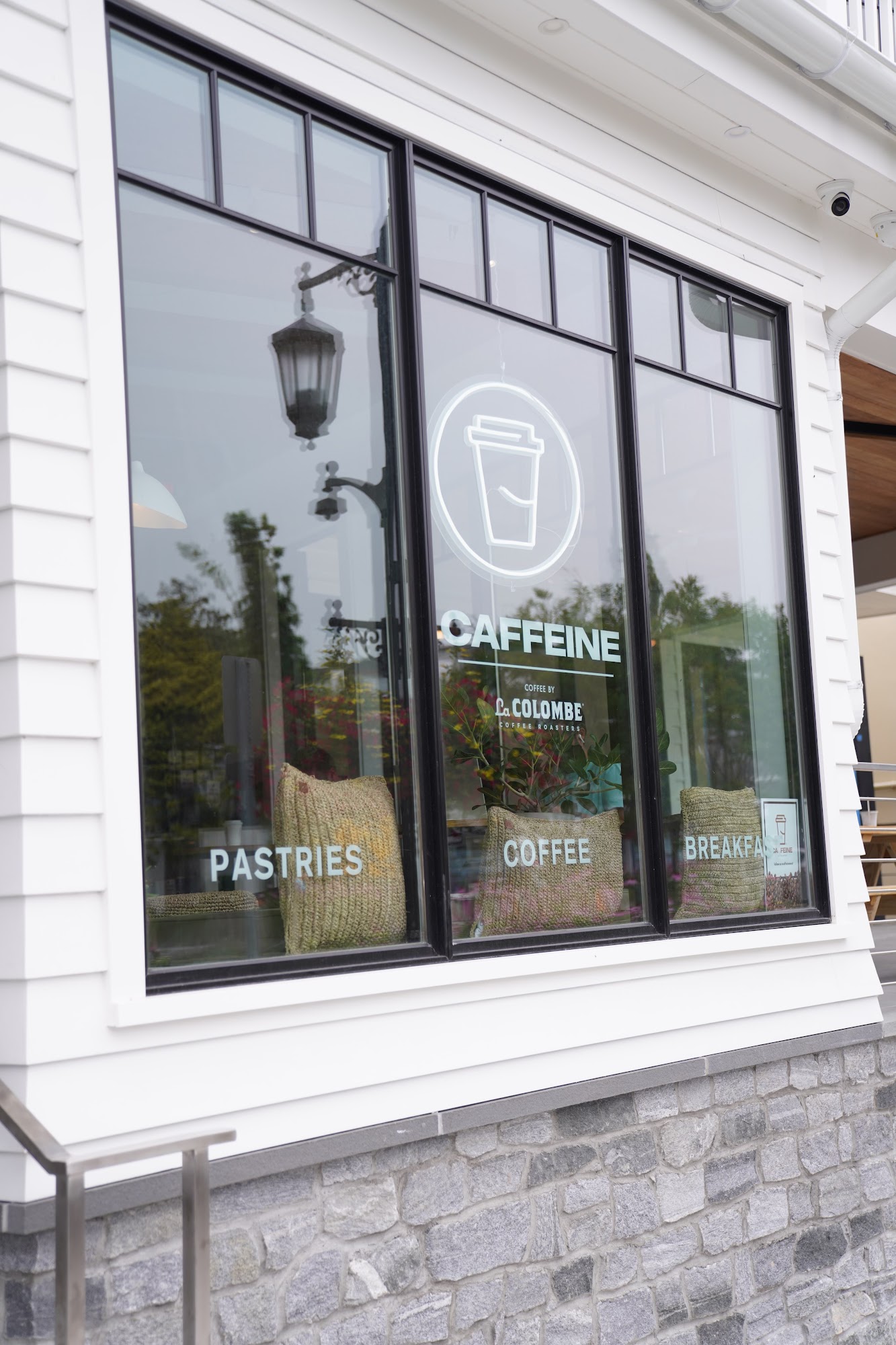 Caffeine Café West Hampton