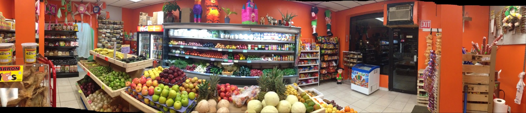 LA HUERTA Fruits & Vegetables