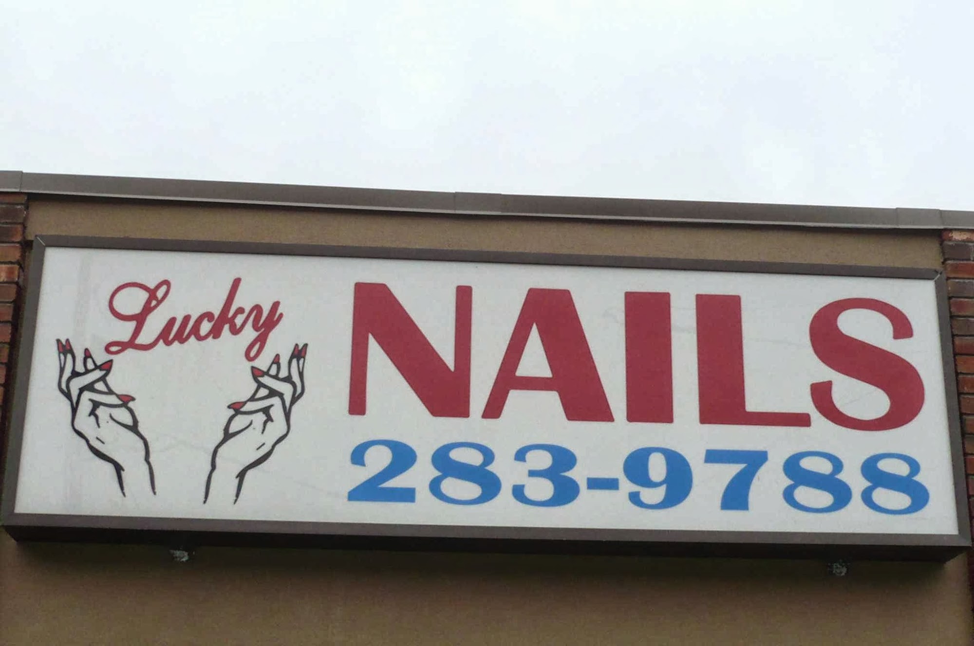 Lucky Nails 176 Main Ave, Wynantskill New York 12198
