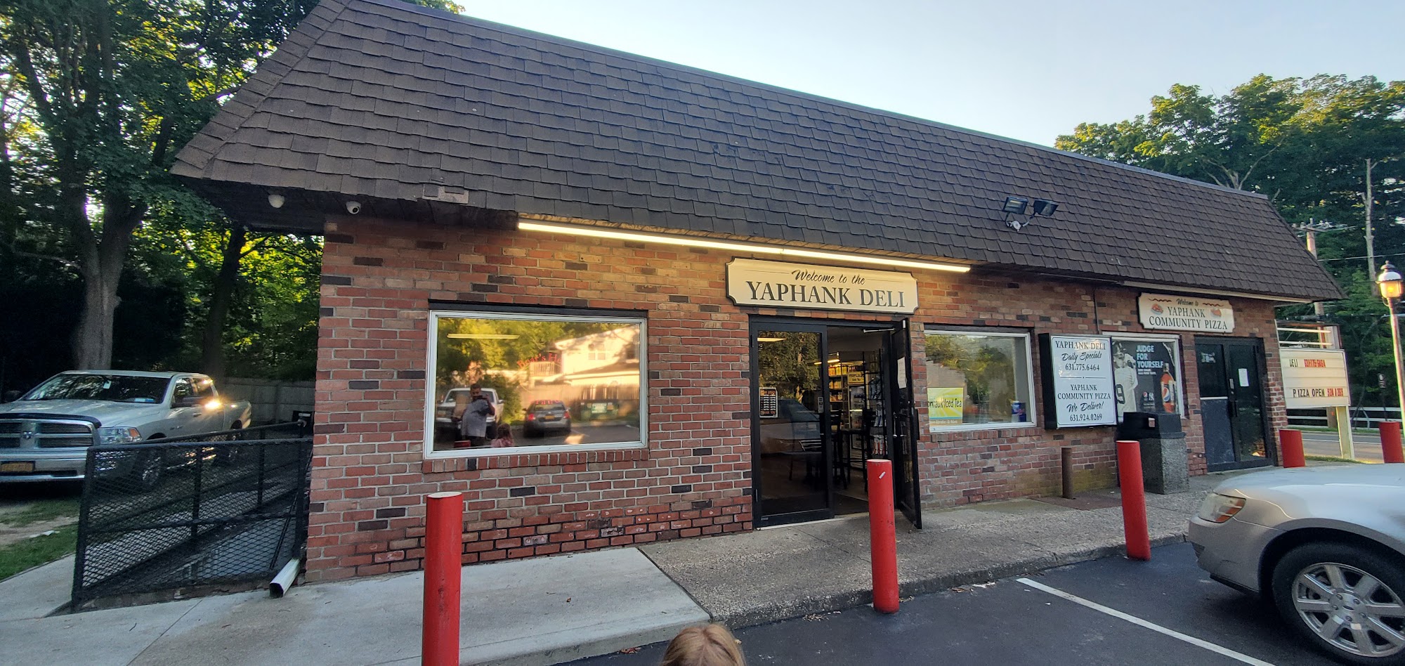 Yaphank Deli