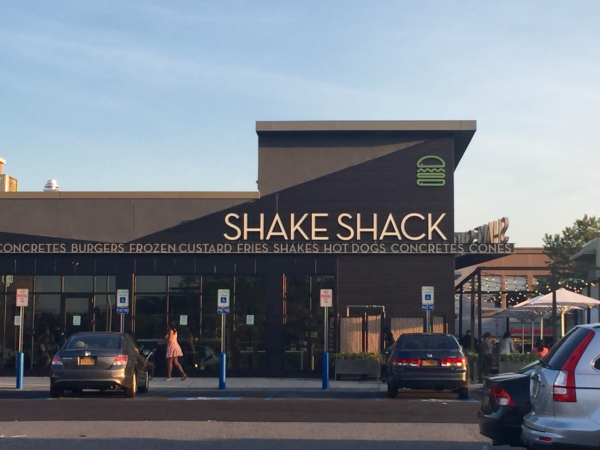 Shake Shack Cross County