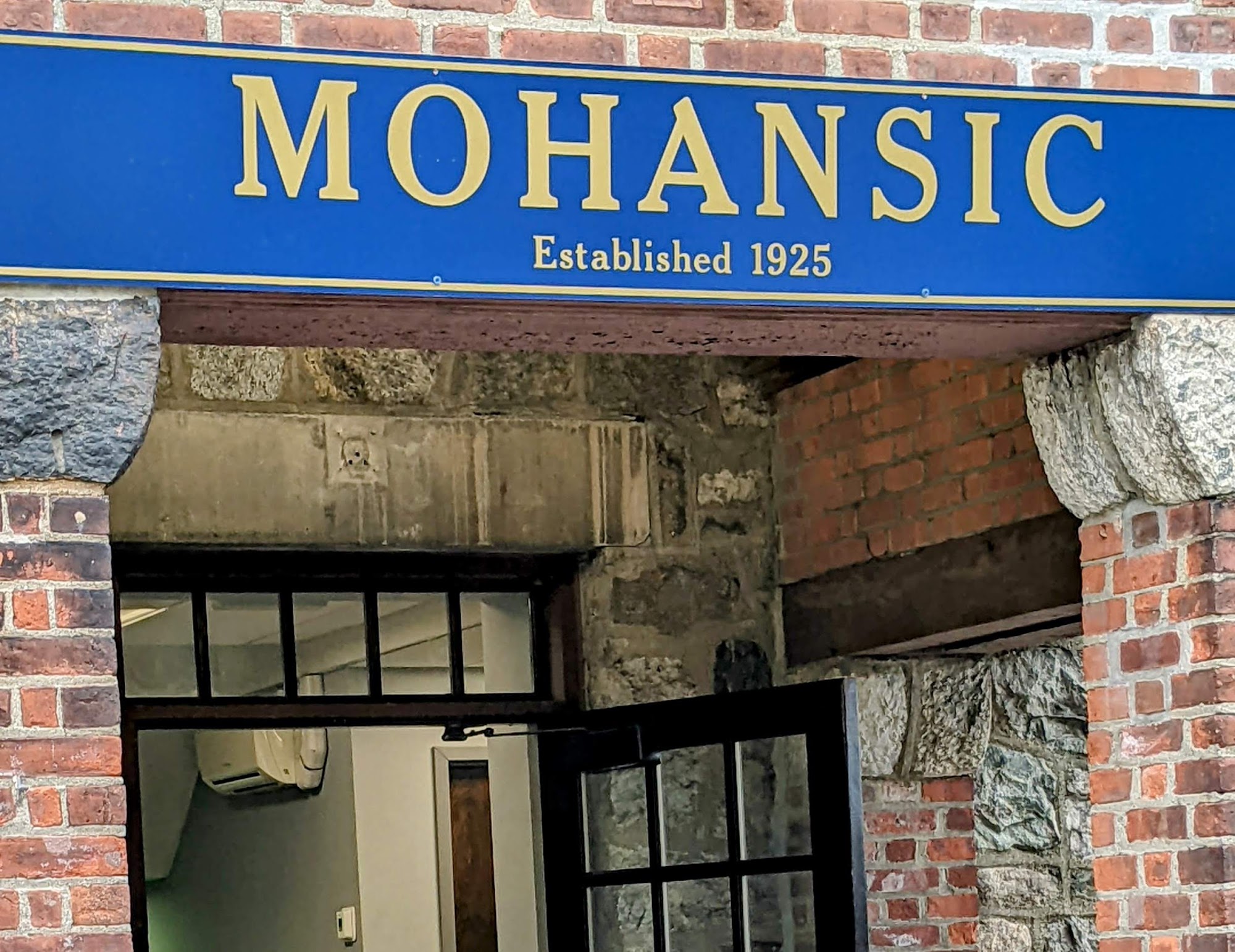 Mohansic Grill & Lounge