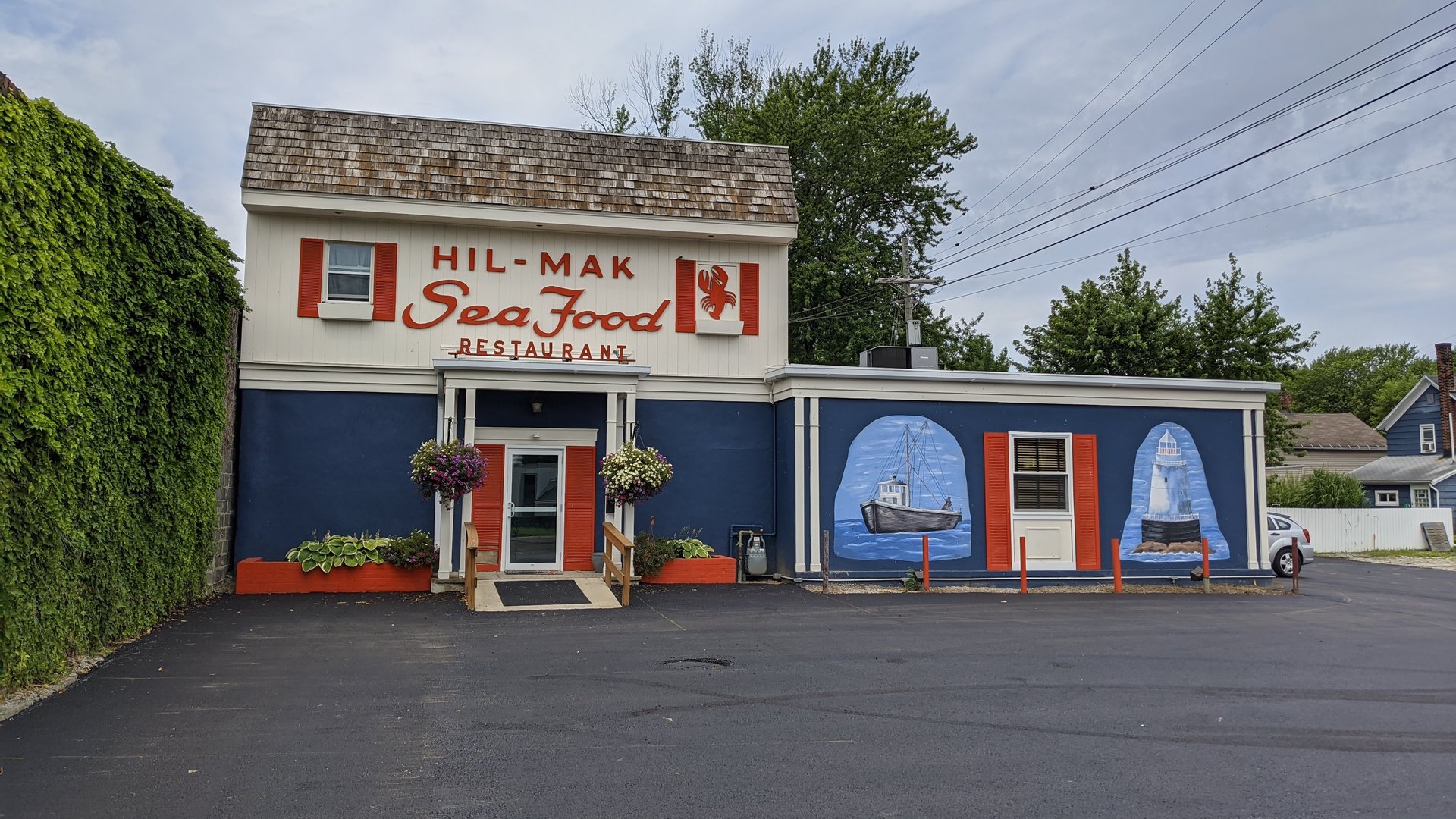 Hil-Mak Seafood Restaurant