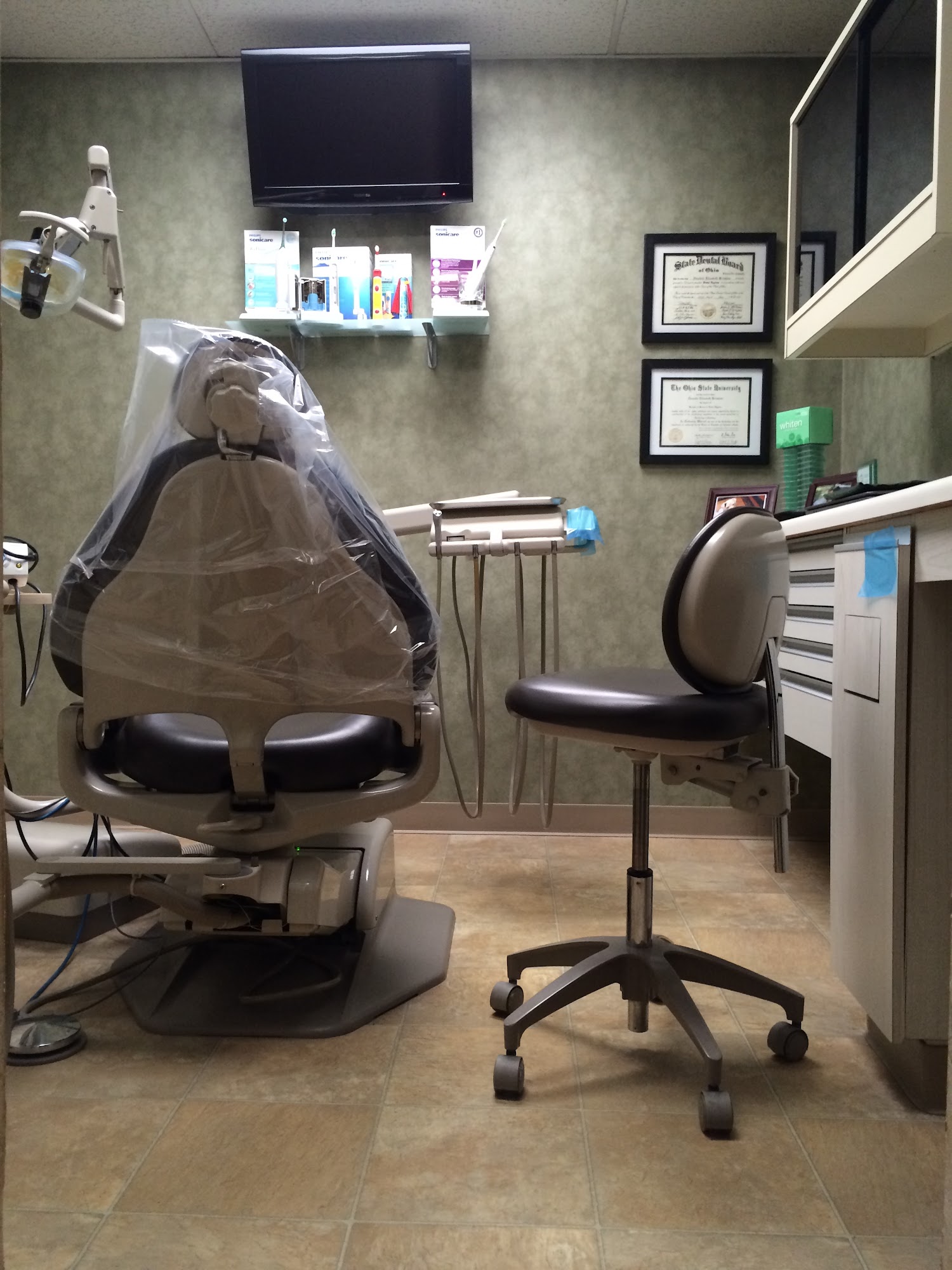 McCune Dental 8865 Brecksville Rd Suites 1-3, Brecksville Ohio 44141