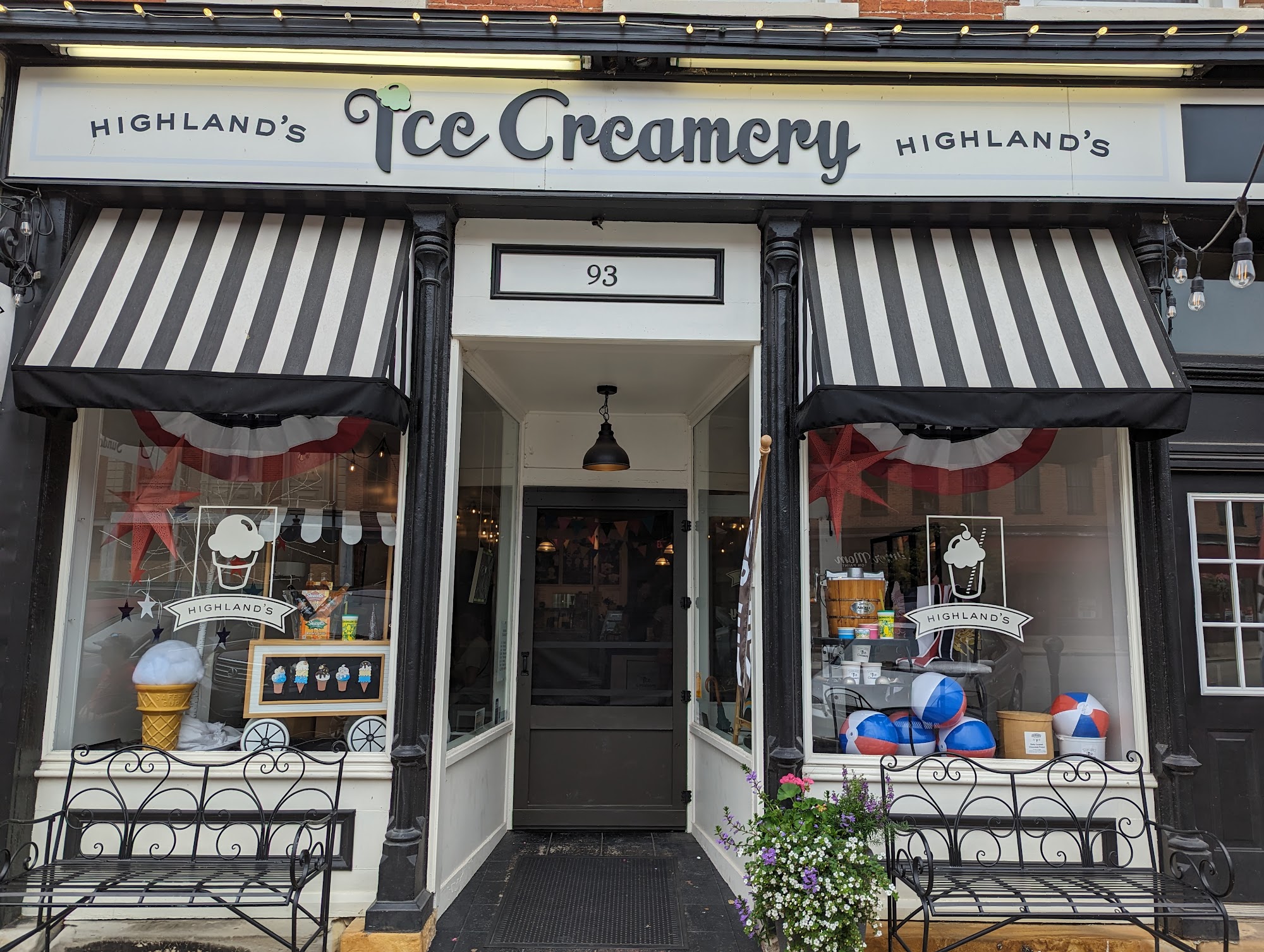 Highland's Ice Creamery