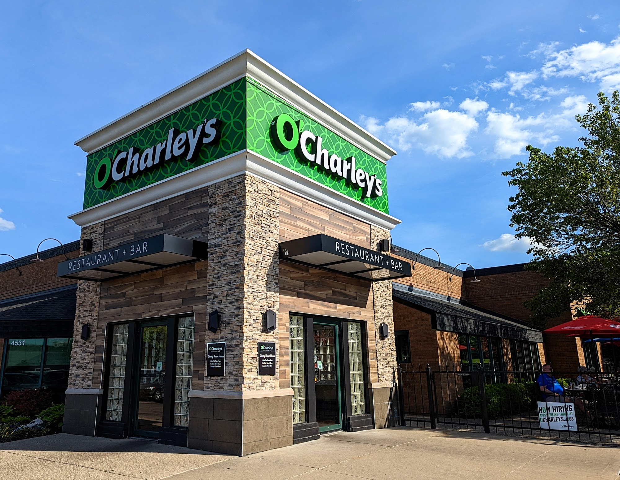 O'Charley's Restaurant & Bar