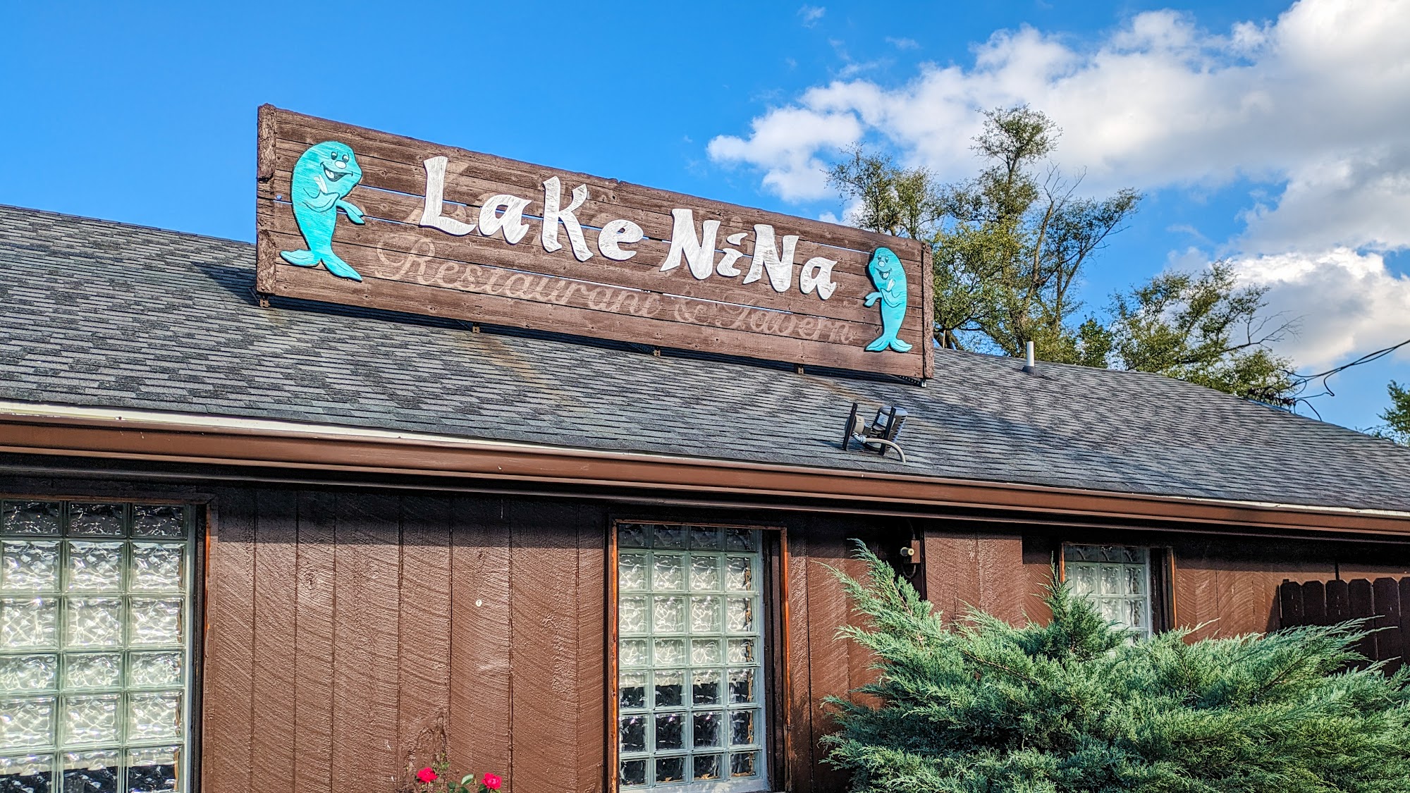 Lake Nina Restaurant