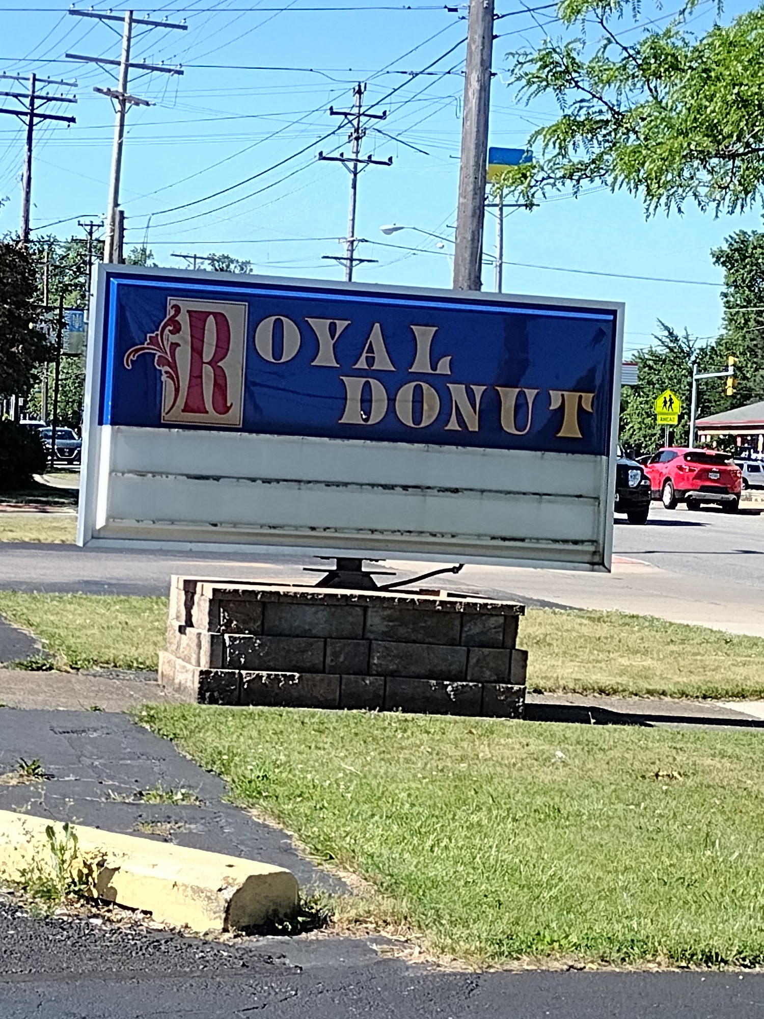 Royal Donut