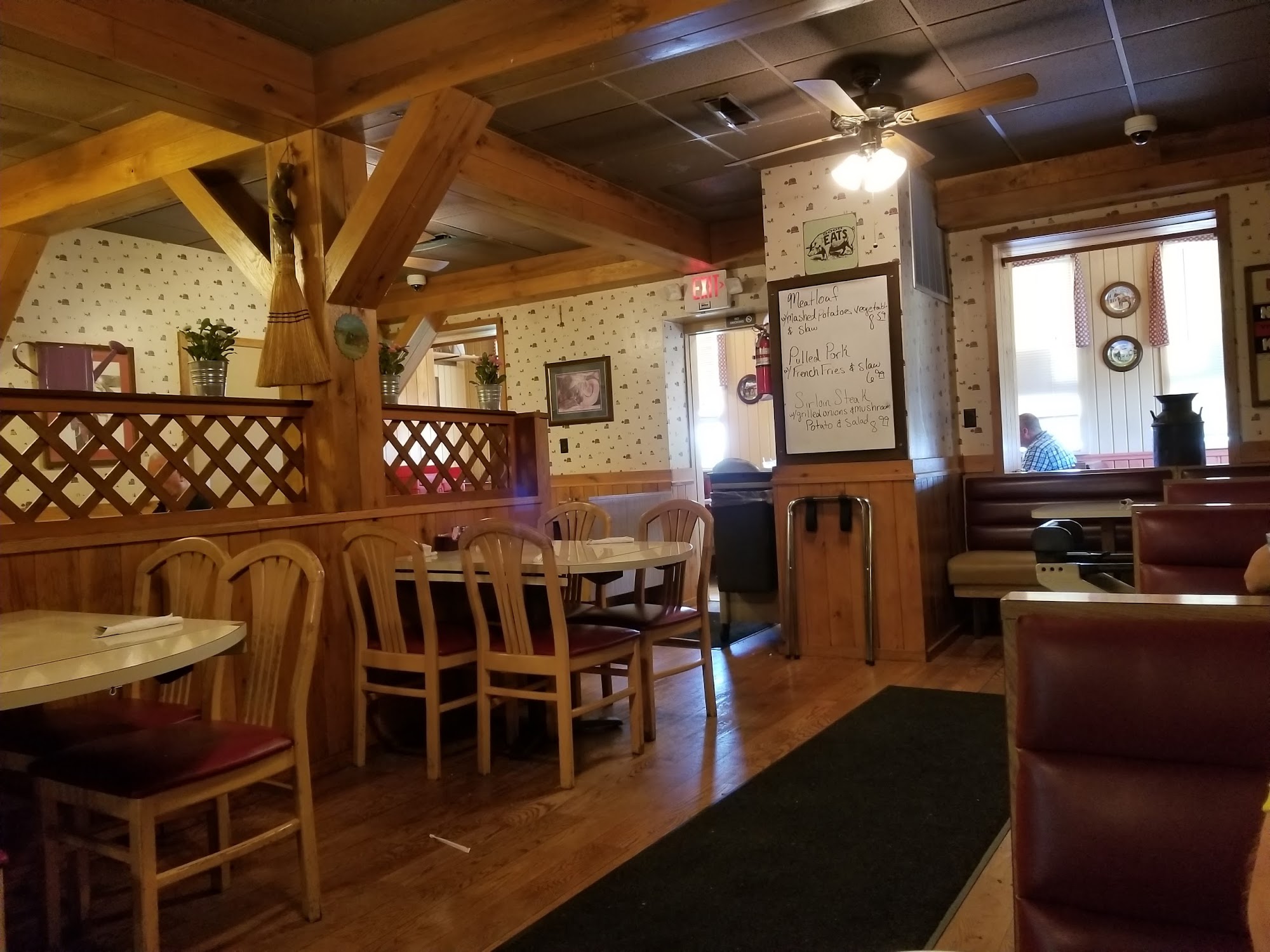 Feed Mill Restaurant & Pizza