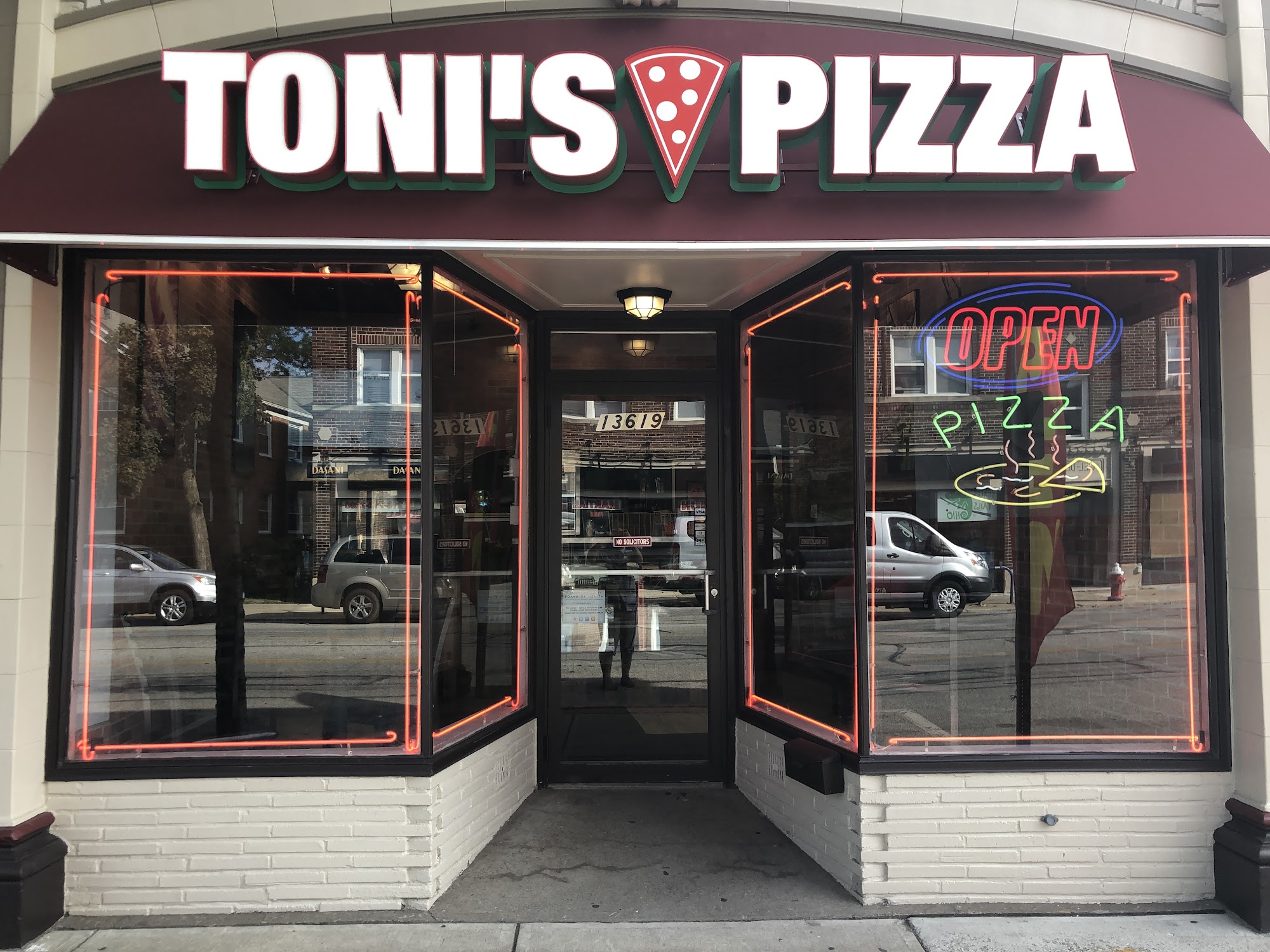 Toni's Pizza