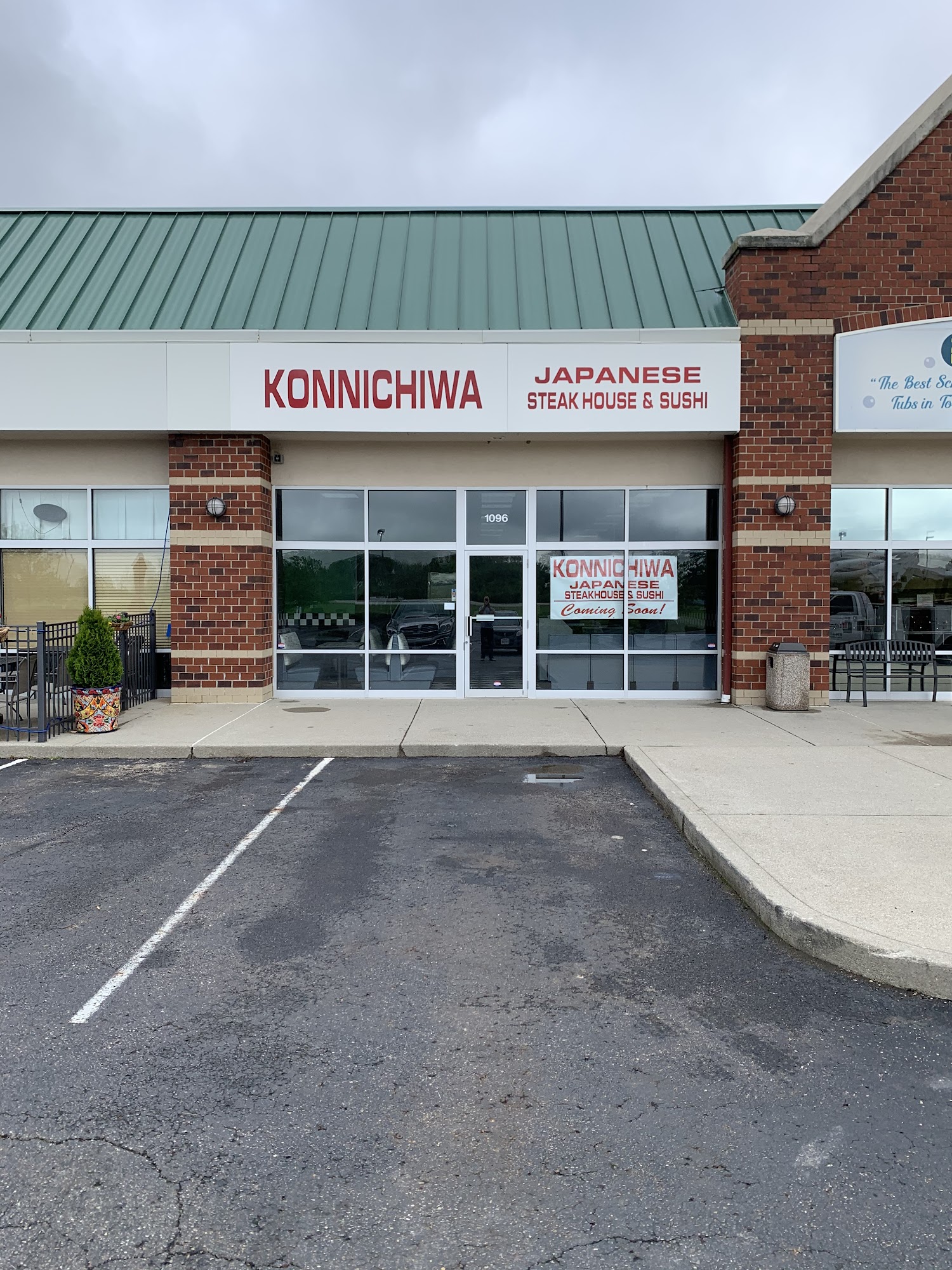 Konnichiwa Japanese Steak House & Sushi