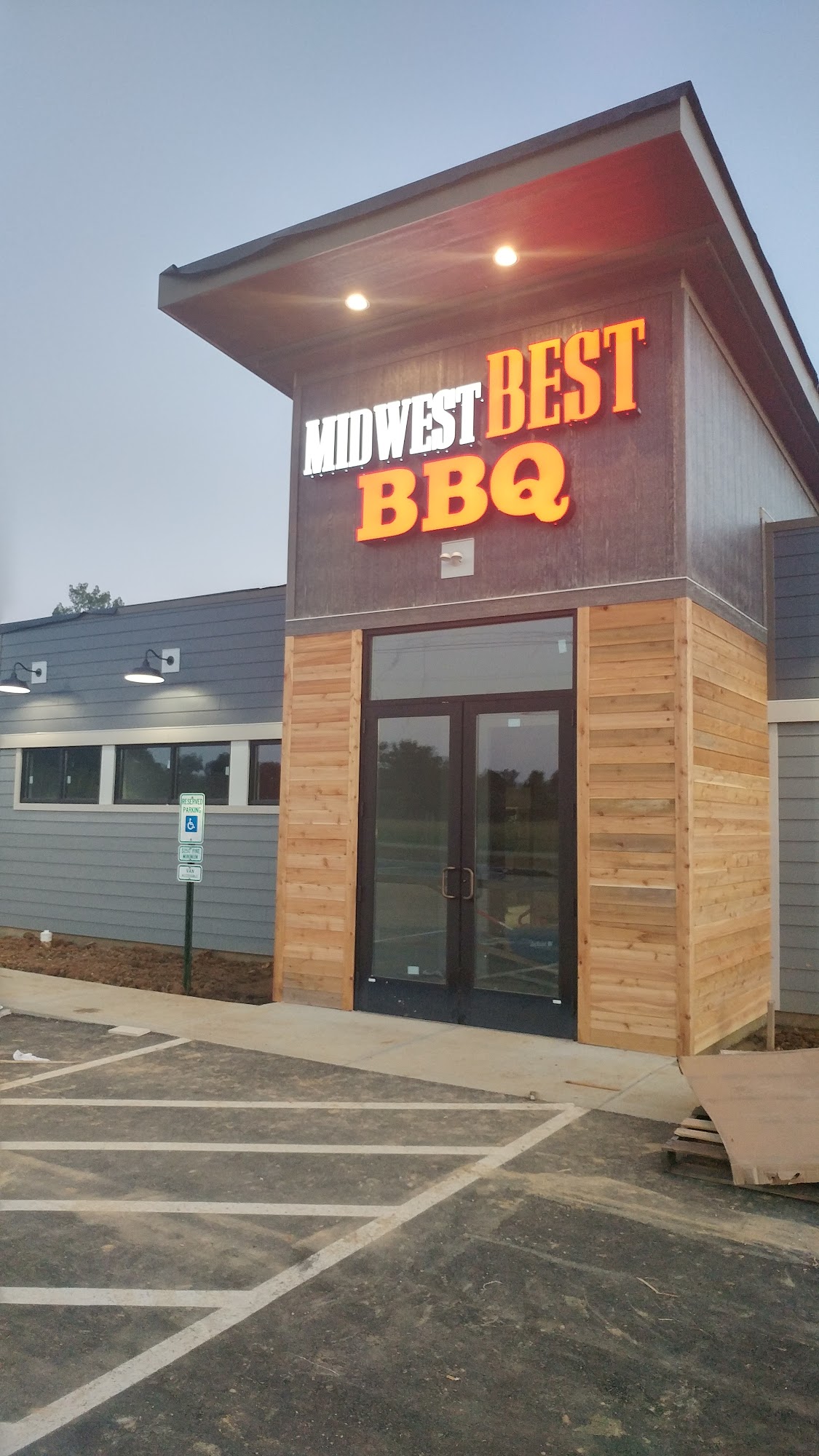 Midwest Best BBQ and Creamery