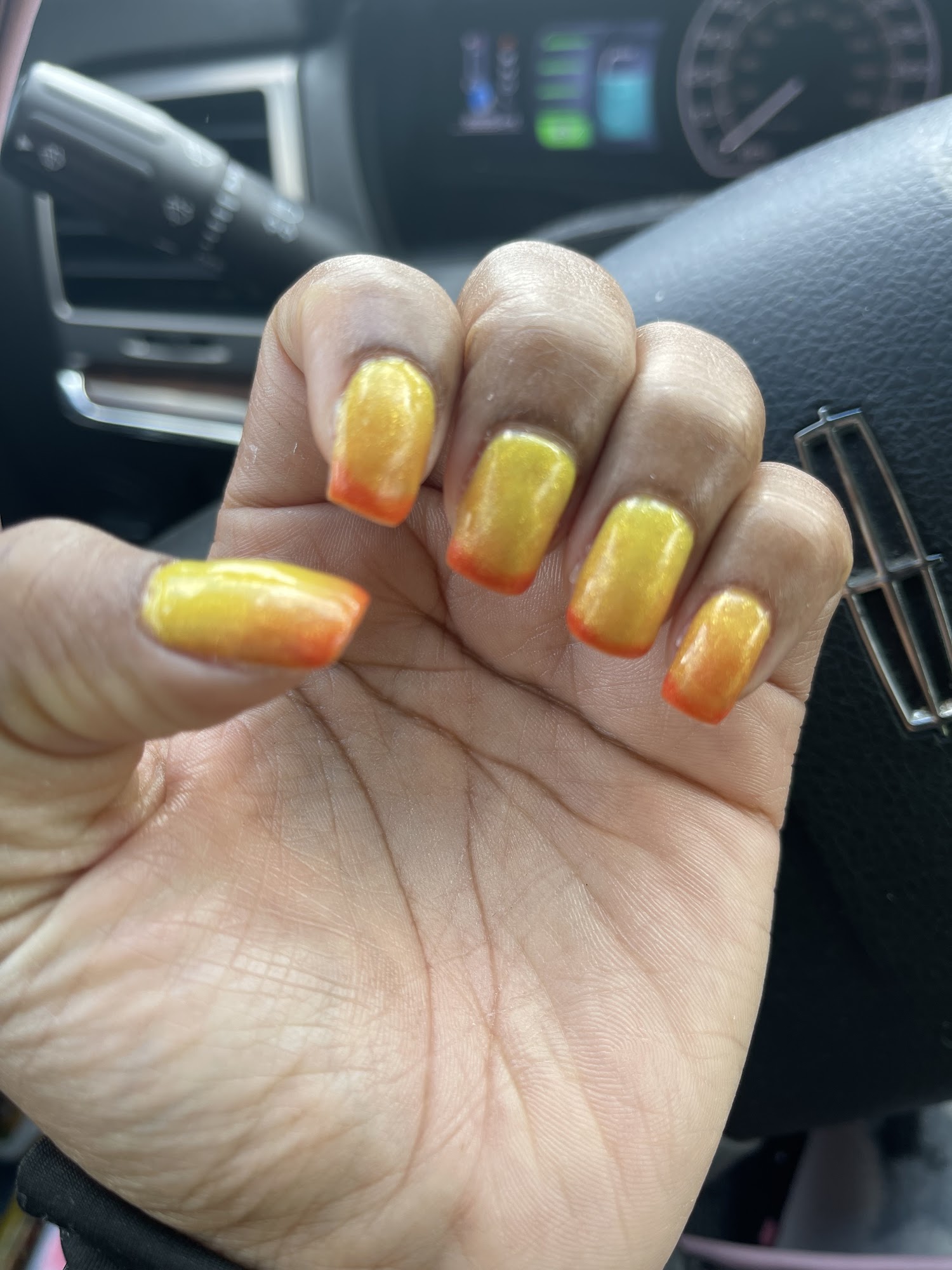 HI-CLASS NAILS 499 E Aurora Rd, Macedonia Ohio 44056