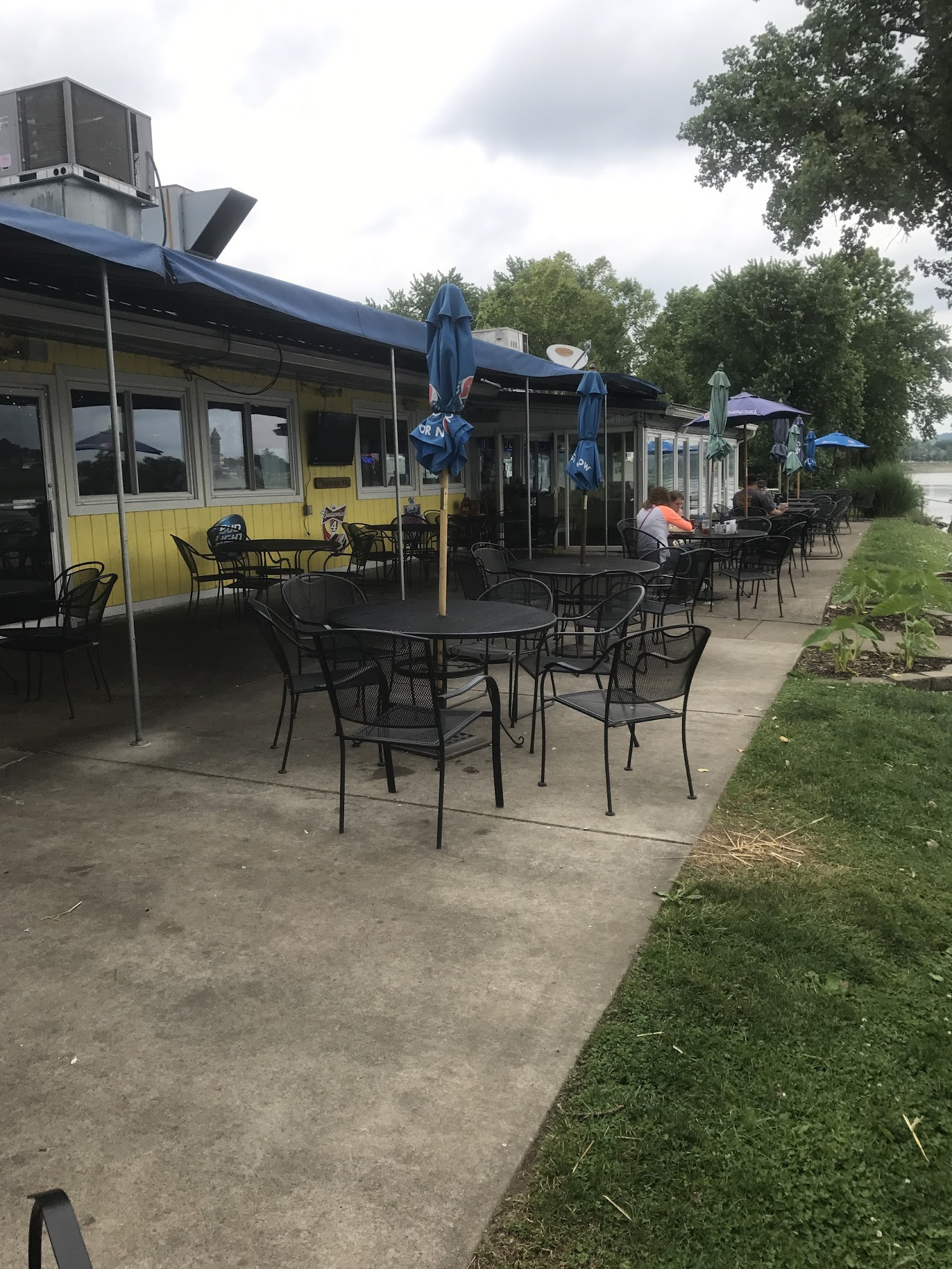 Boat House of Marietta (Boathouse BBQ)