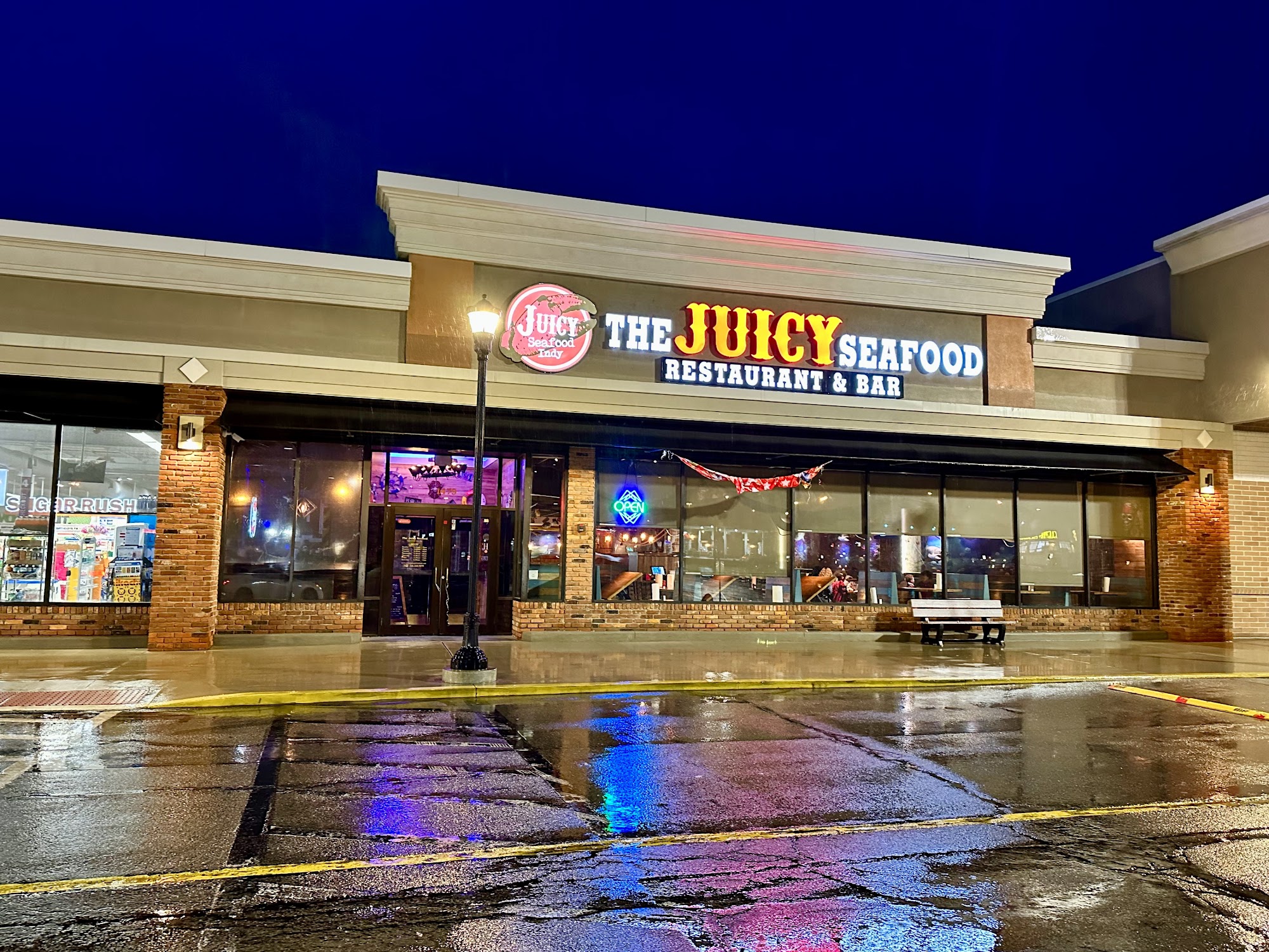 The Juicy Seafood Restaurant & Bar- Mayfield Heights