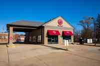 D.O. Summers Cleaners & Laundry - Northfield