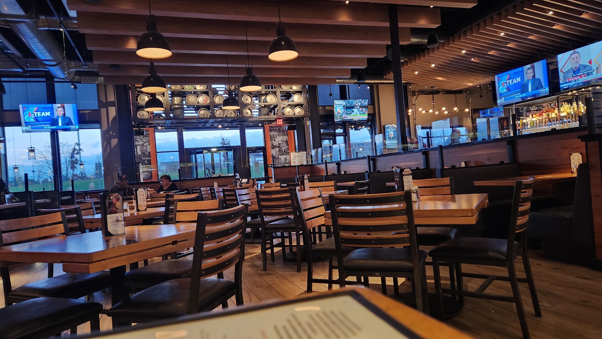 BJ's Restaurant & Brewhouse