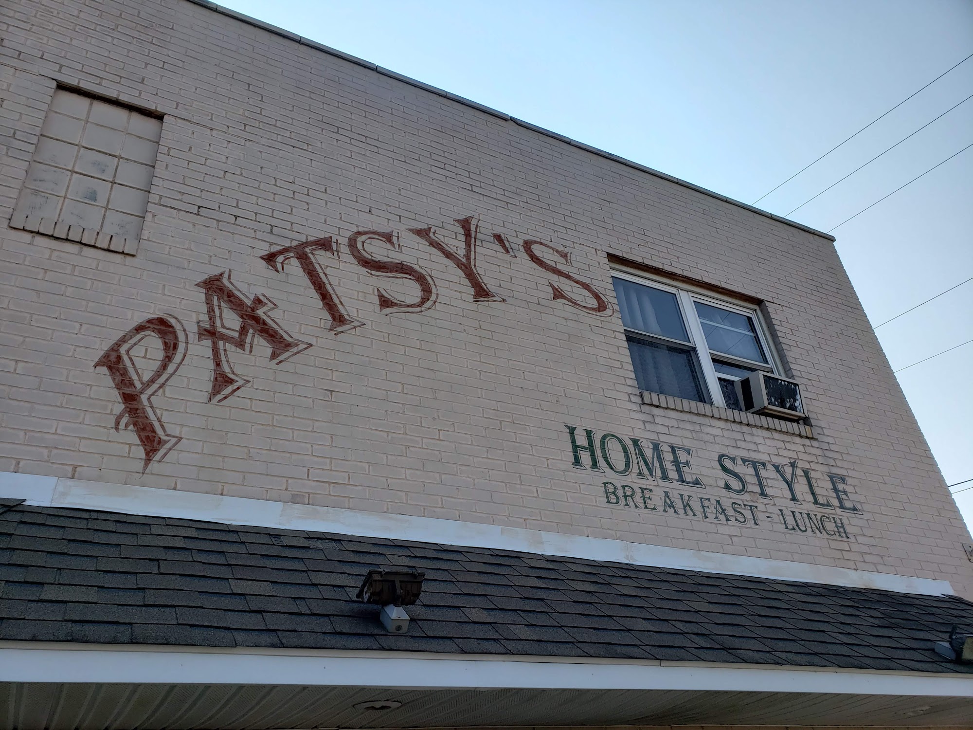 Patsy's Inn