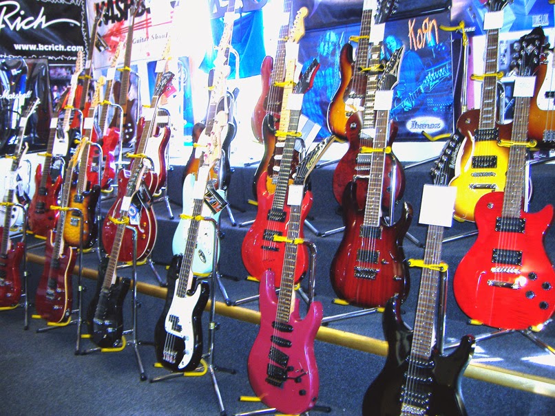 Mike's Music Clinic - Vintage - New - Used - Guitars - Amps - Repairs - Accessories 1222 S Knoxville Ave, St Marys Ohio 45885